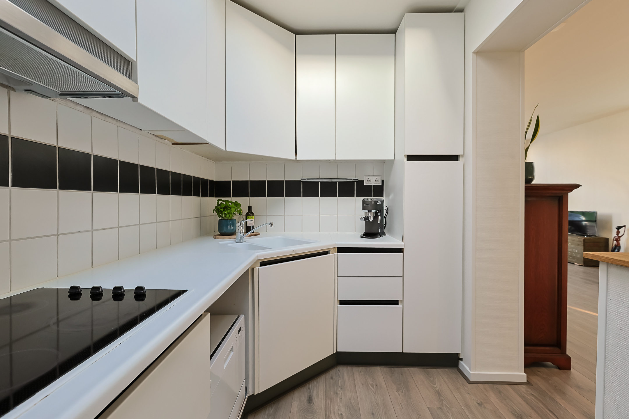 Eengezinswoning Halfvrijstaande woning Willemstraat 1, Alphen aan den Rijn