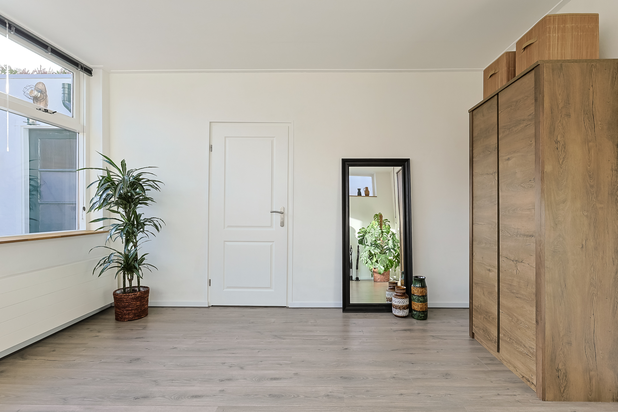 Eengezinswoning Halfvrijstaande woning Willemstraat 1, Alphen aan den Rijn