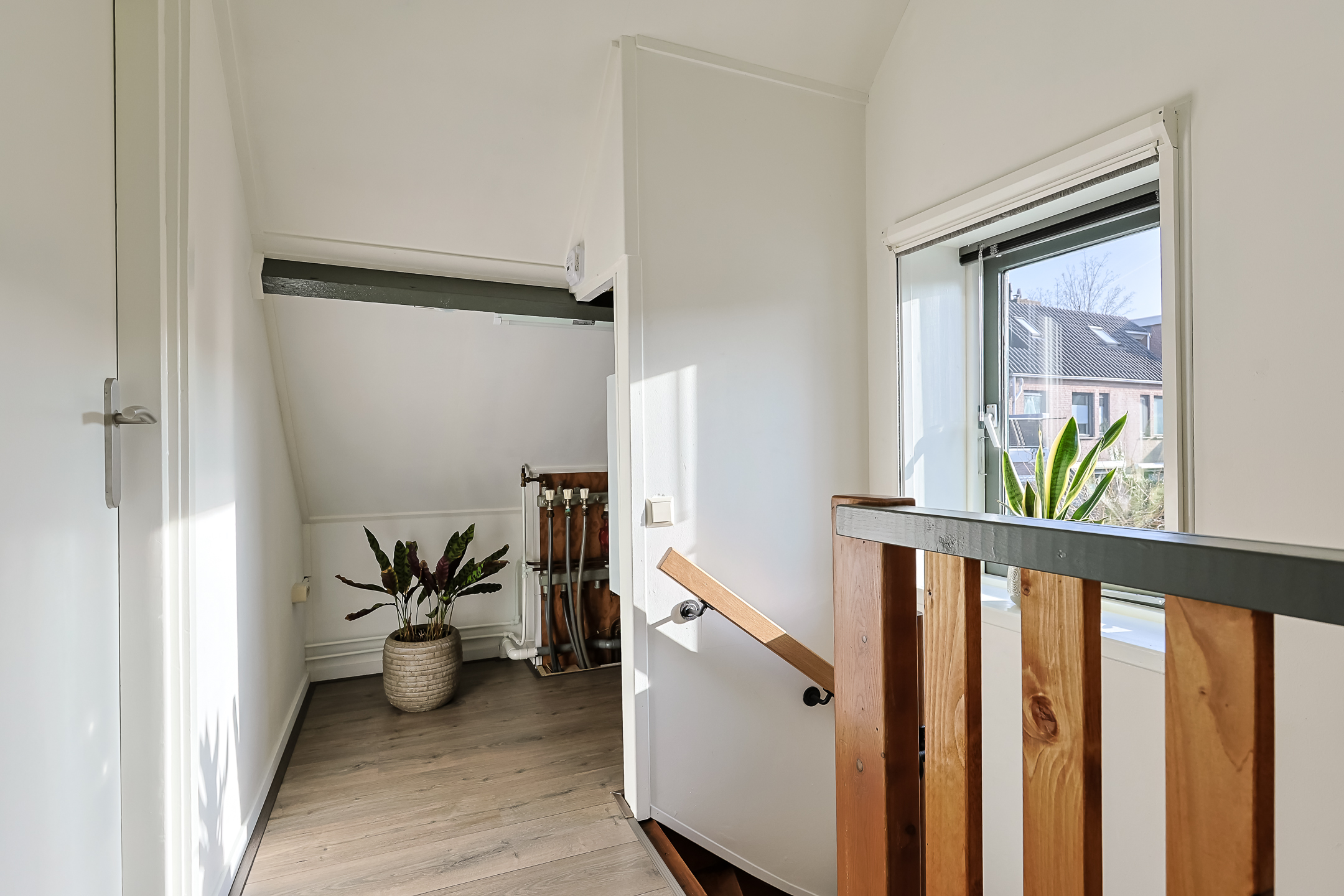 Eengezinswoning Halfvrijstaande woning Willemstraat 1, Alphen aan den Rijn