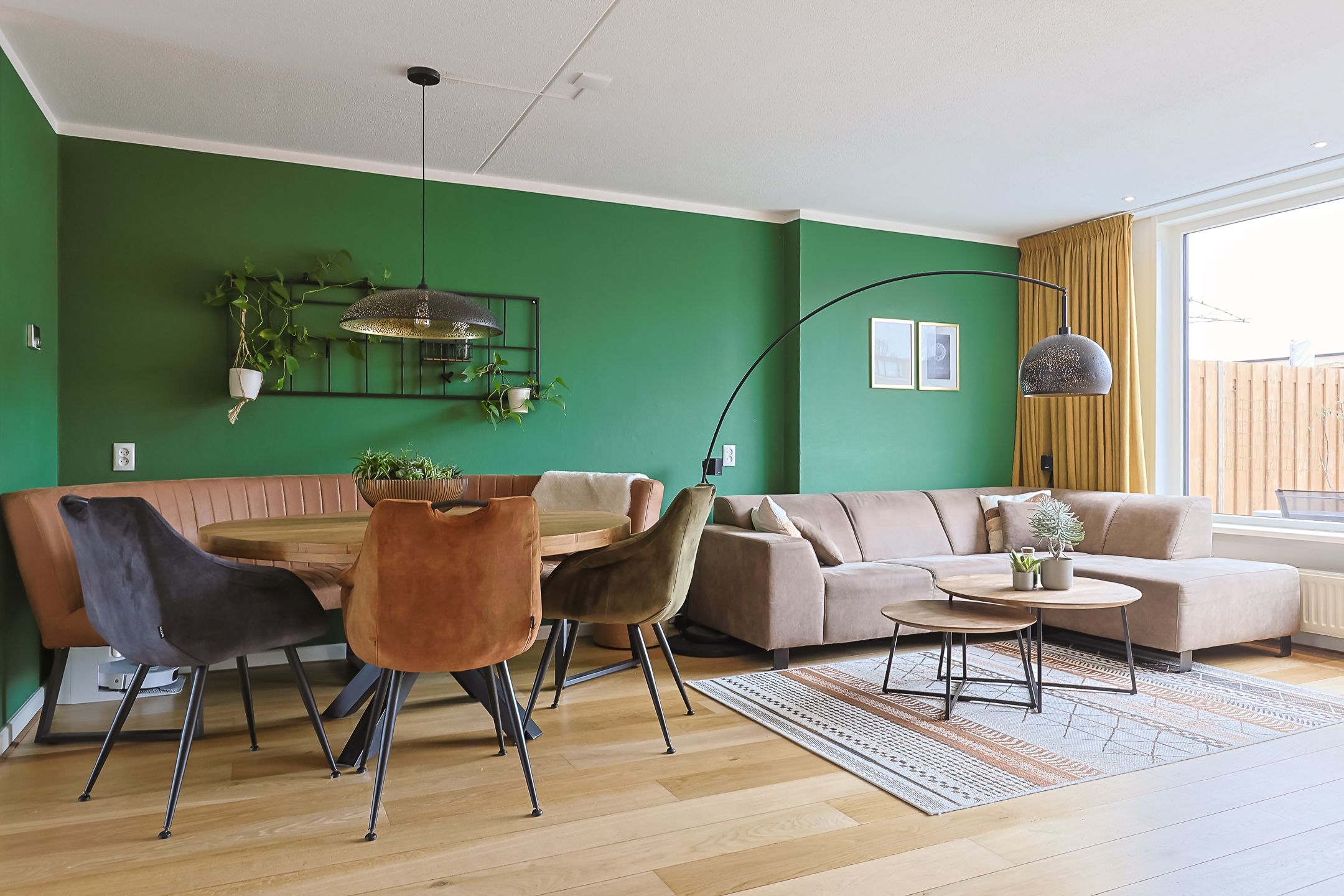 Eengezinswoning Tussenwoning Zuiderkeerkring 219, Alphen aan den Rijn