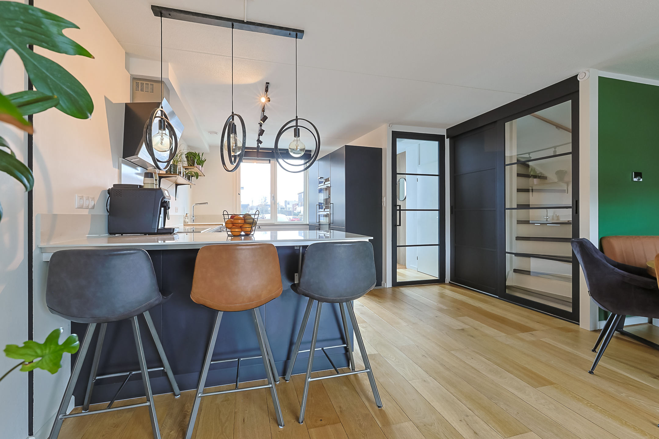 Eengezinswoning Tussenwoning Zuiderkeerkring 219, Alphen aan den Rijn