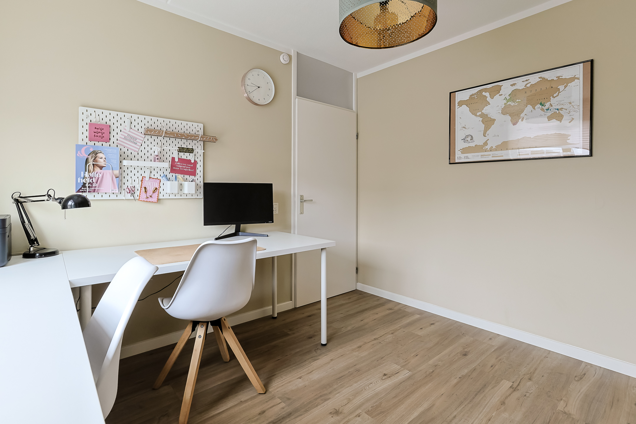 Eengezinswoning Tussenwoning Zuiderkeerkring 219, Alphen aan den Rijn