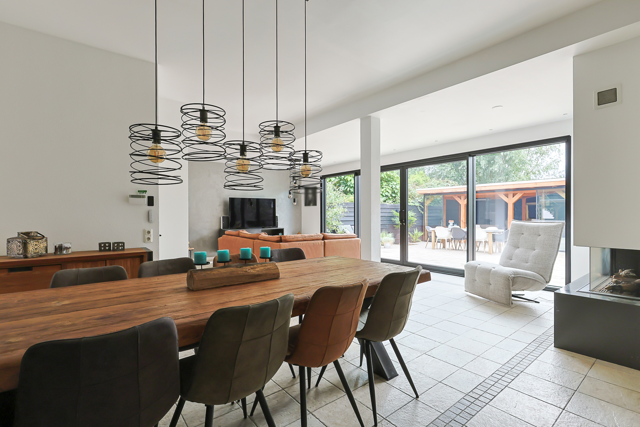 Eengezinswoning Twee onder een kapwoning Blijenbergstraat 10, Alphen aan den Rijn