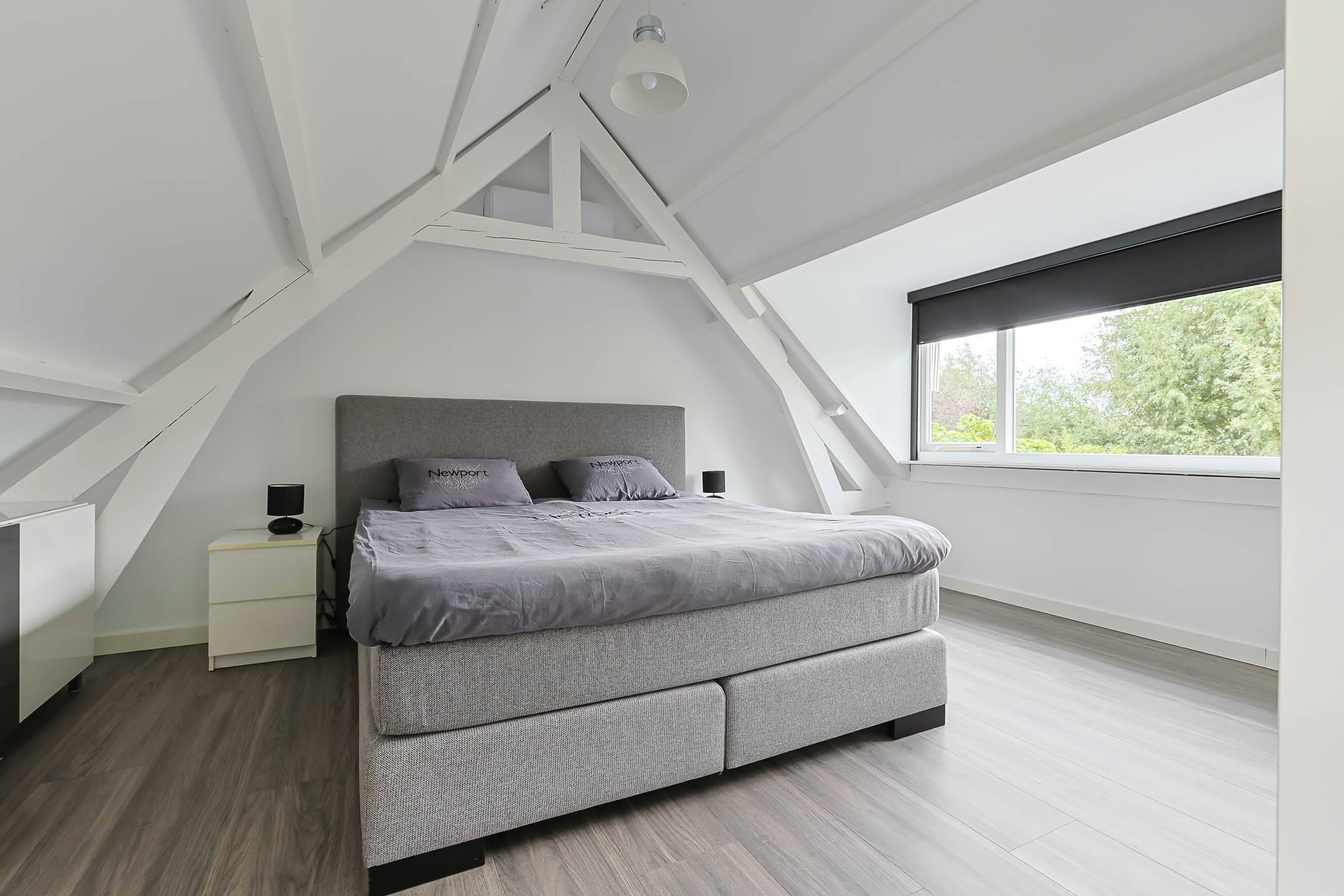 Eengezinswoning Twee onder een kapwoning Blijenbergstraat 10, Alphen aan den Rijn