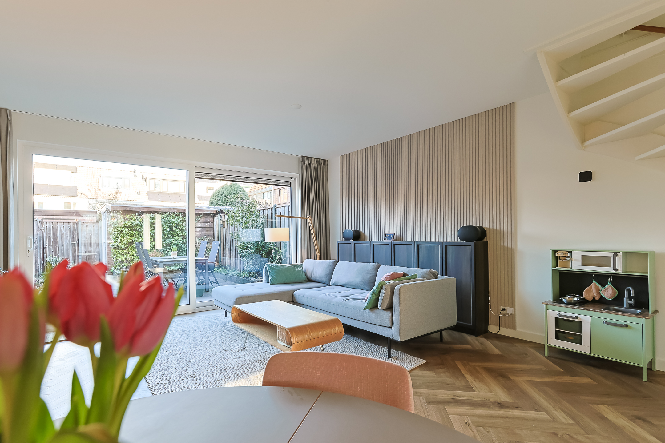 Eengezinswoning Tussenwoning Doornenburg 86, Alphen aan den Rijn