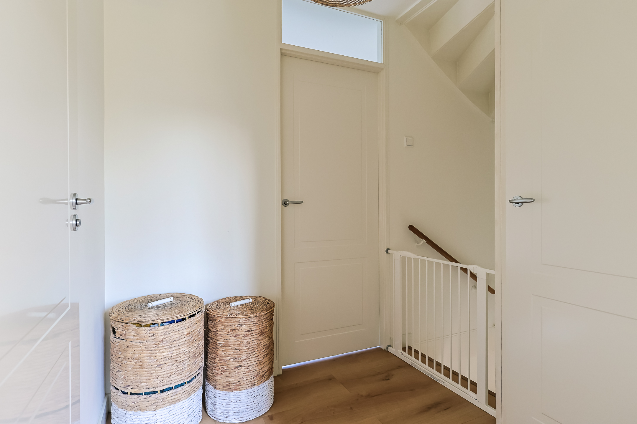 Eengezinswoning Tussenwoning Doornenburg 86, Alphen aan den Rijn