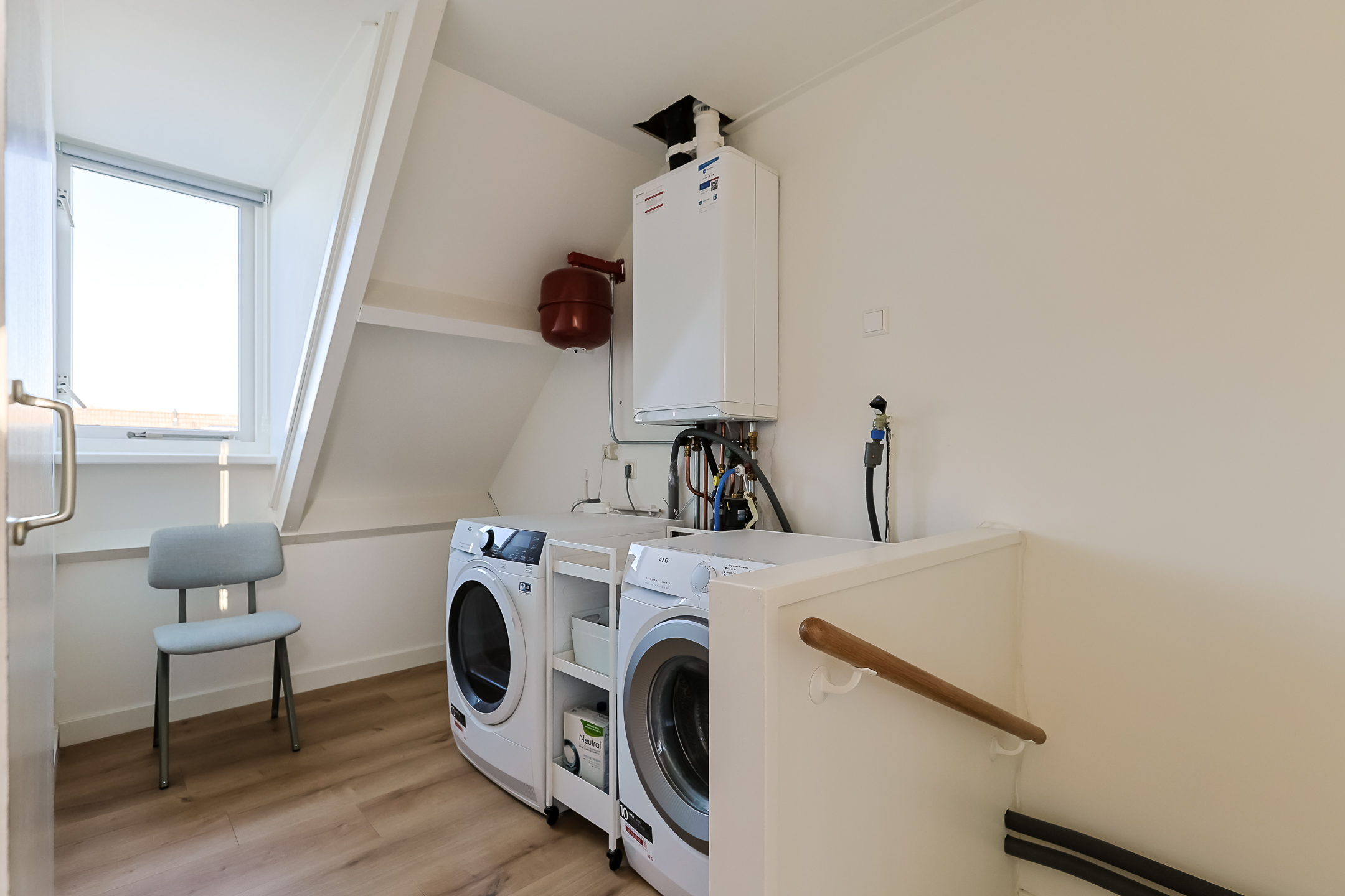 Eengezinswoning Tussenwoning Doornenburg 86, Alphen aan den Rijn