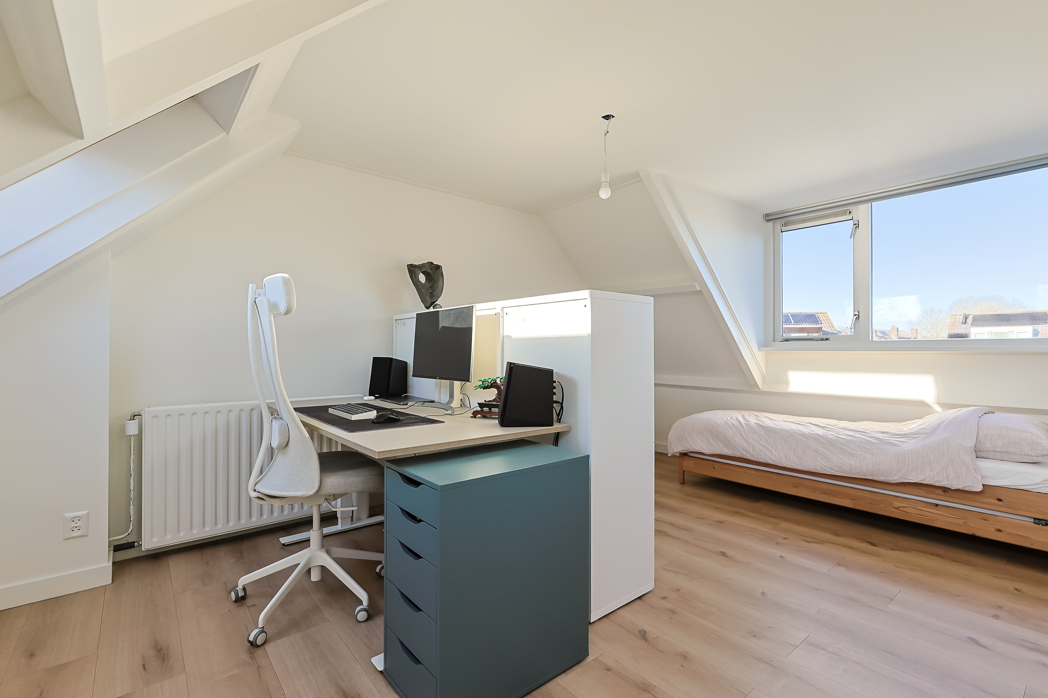 Eengezinswoning Tussenwoning Doornenburg 86, Alphen aan den Rijn