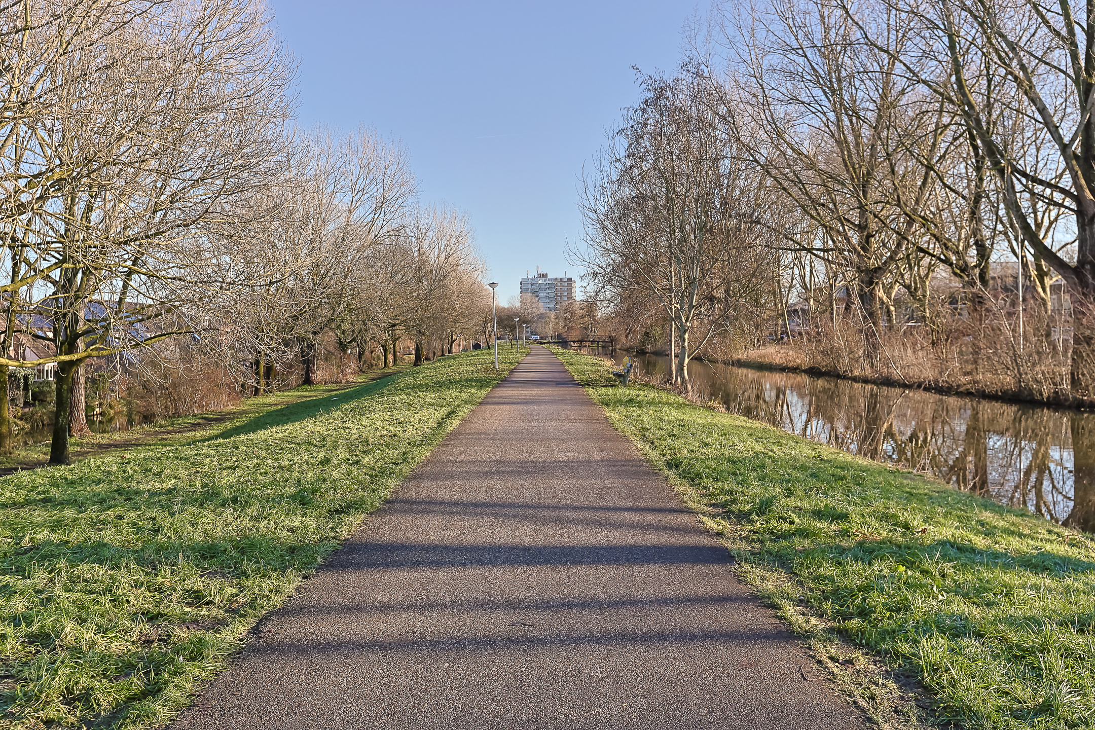 Eengezinswoning Tussenwoning Doornenburg 86, Alphen aan den Rijn