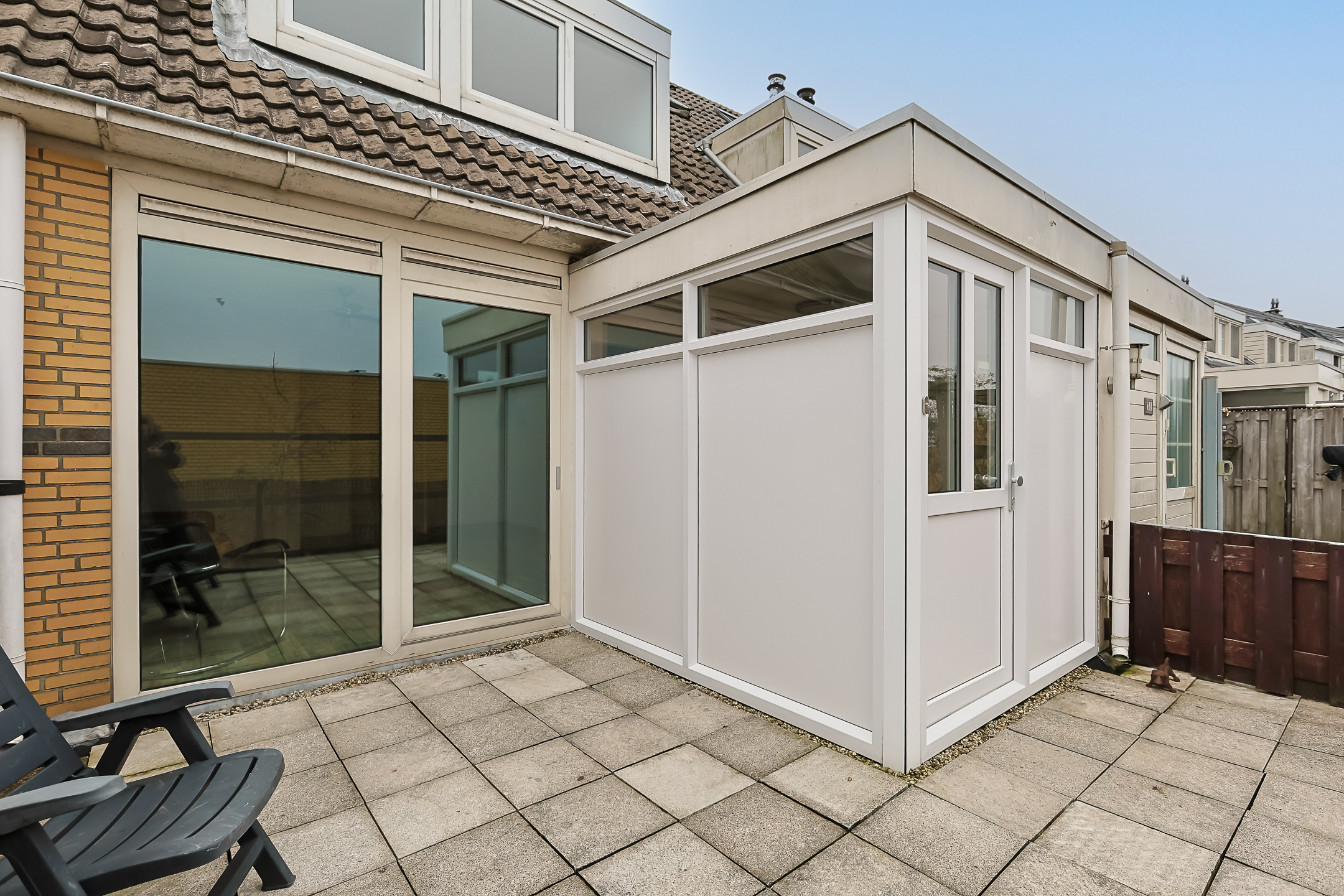 Eengezinswoning Tussenwoning Sterkenburg 69, Alphen aan den Rijn