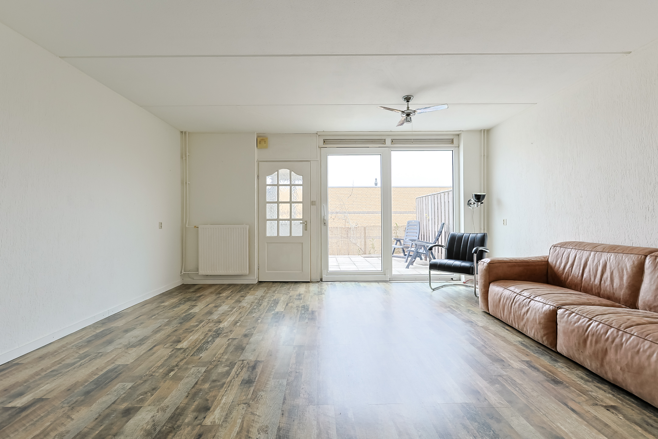 Eengezinswoning Tussenwoning Sterkenburg 69, Alphen aan den Rijn