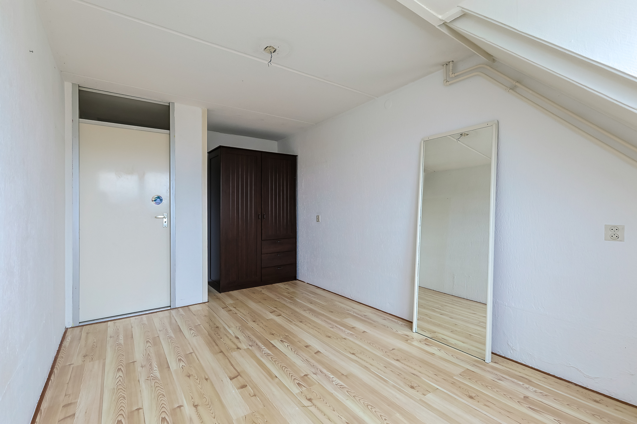 Eengezinswoning Tussenwoning Sterkenburg 69, Alphen aan den Rijn