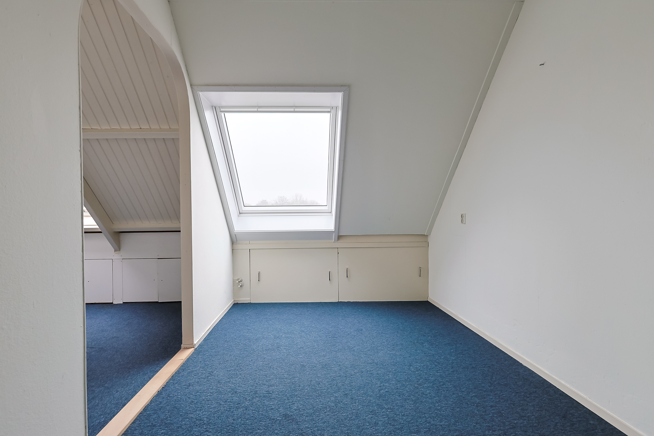 Eengezinswoning Tussenwoning Sterkenburg 69, Alphen aan den Rijn