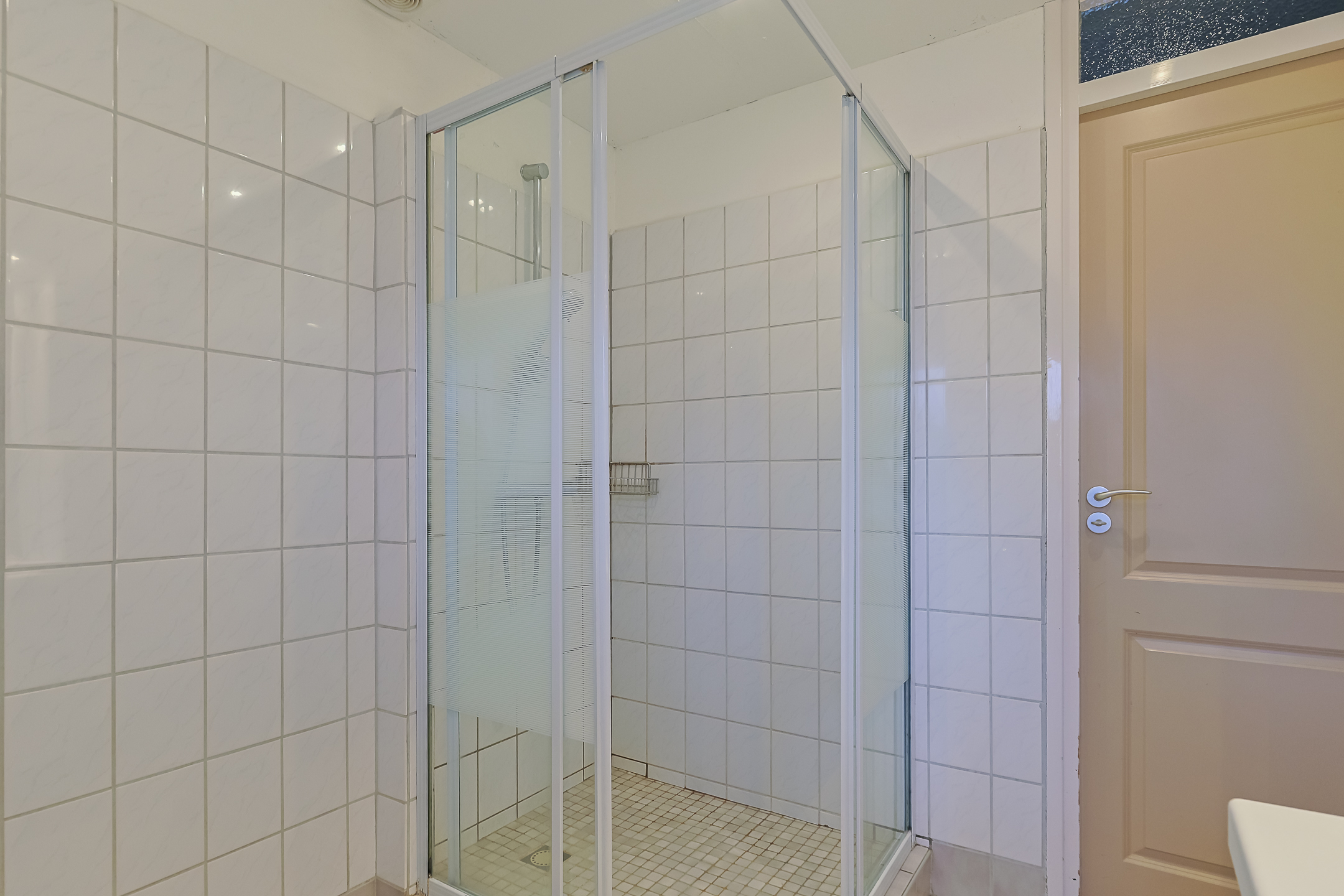 Eengezinswoning Tussenwoning Vivaldihof 23, Alphen aan den Rijn