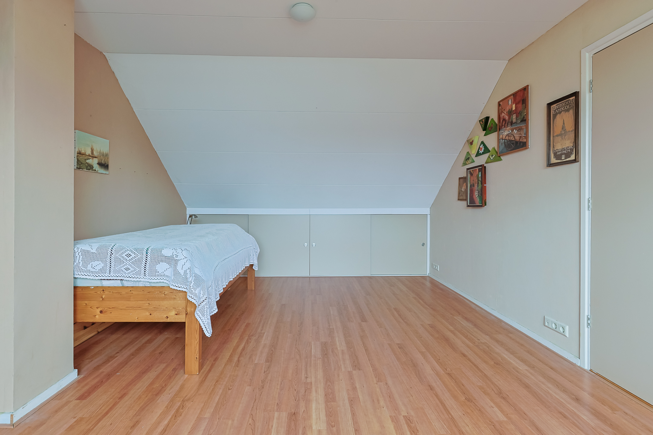 Eengezinswoning Tussenwoning Vivaldihof 23, Alphen aan den Rijn