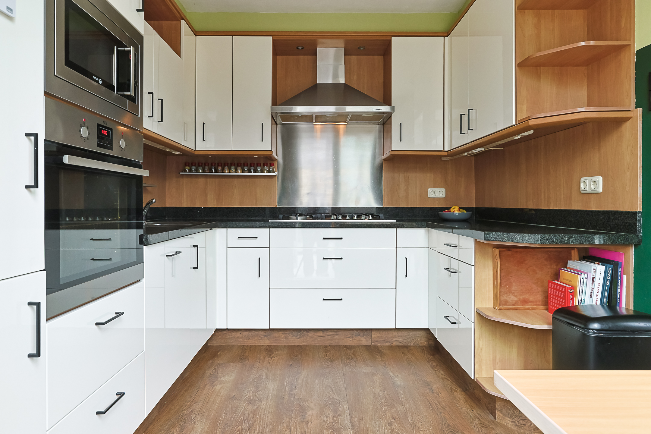 Eengezinswoning Hoekwoning Wilhelminalaan 1, Woubrugge