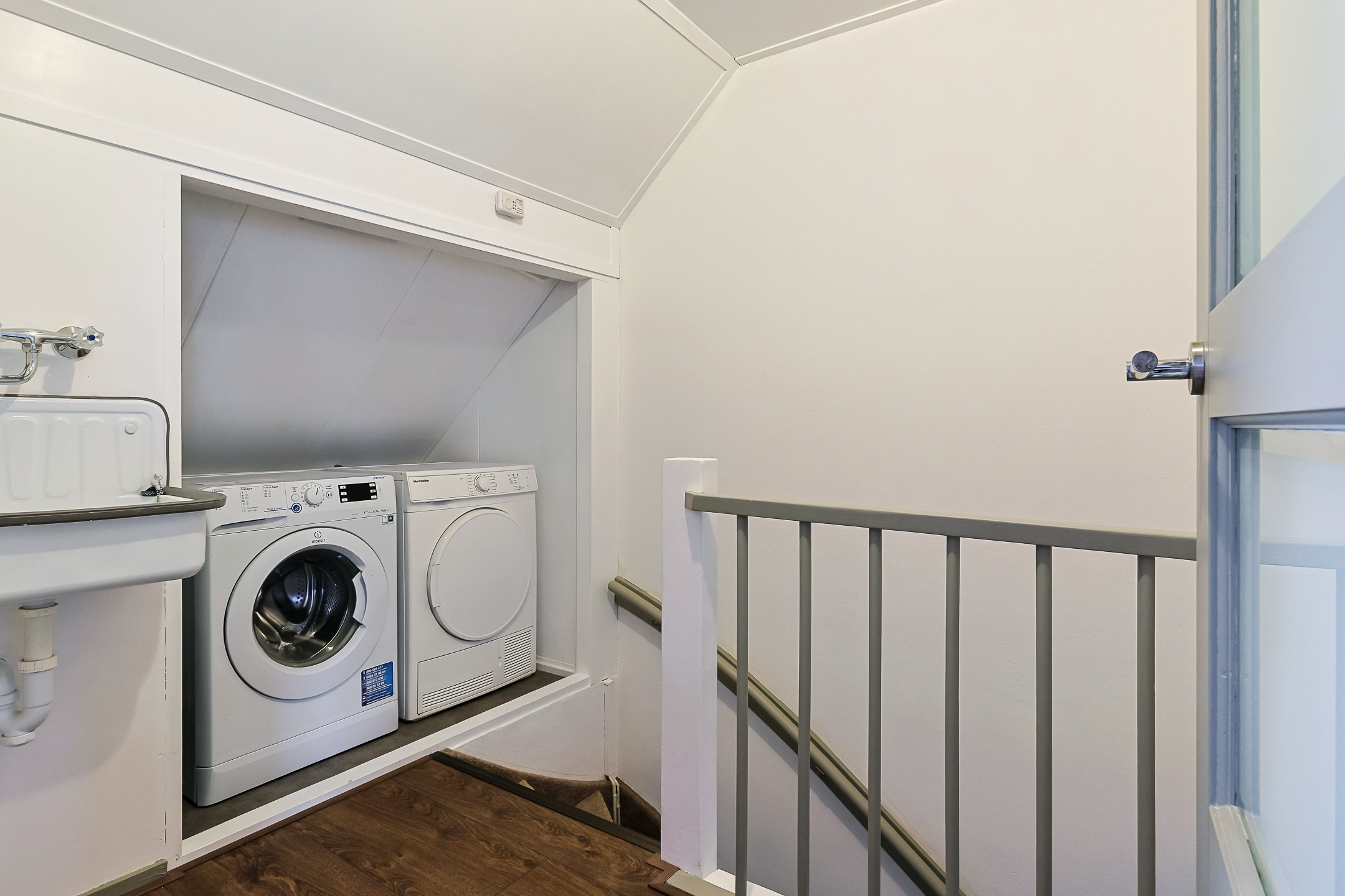 Eengezinswoning Hoekwoning Wilhelminalaan 1, Woubrugge