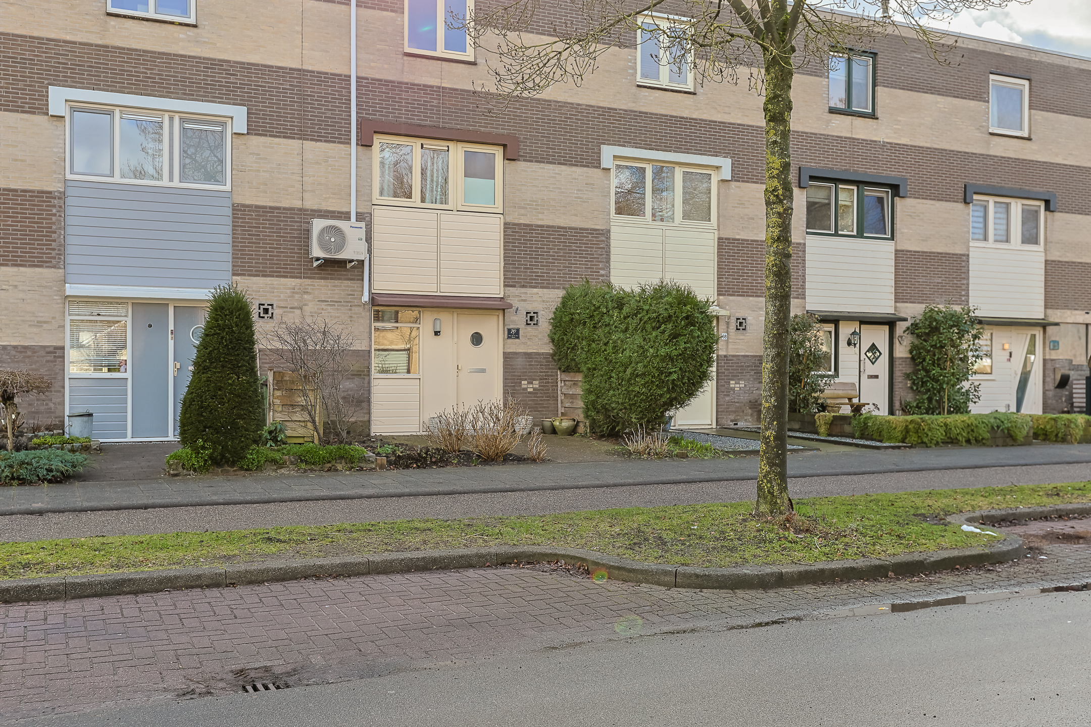 Eengezinswoning Tussenwoning Aalhorst 70, Alphen aan den Rijn