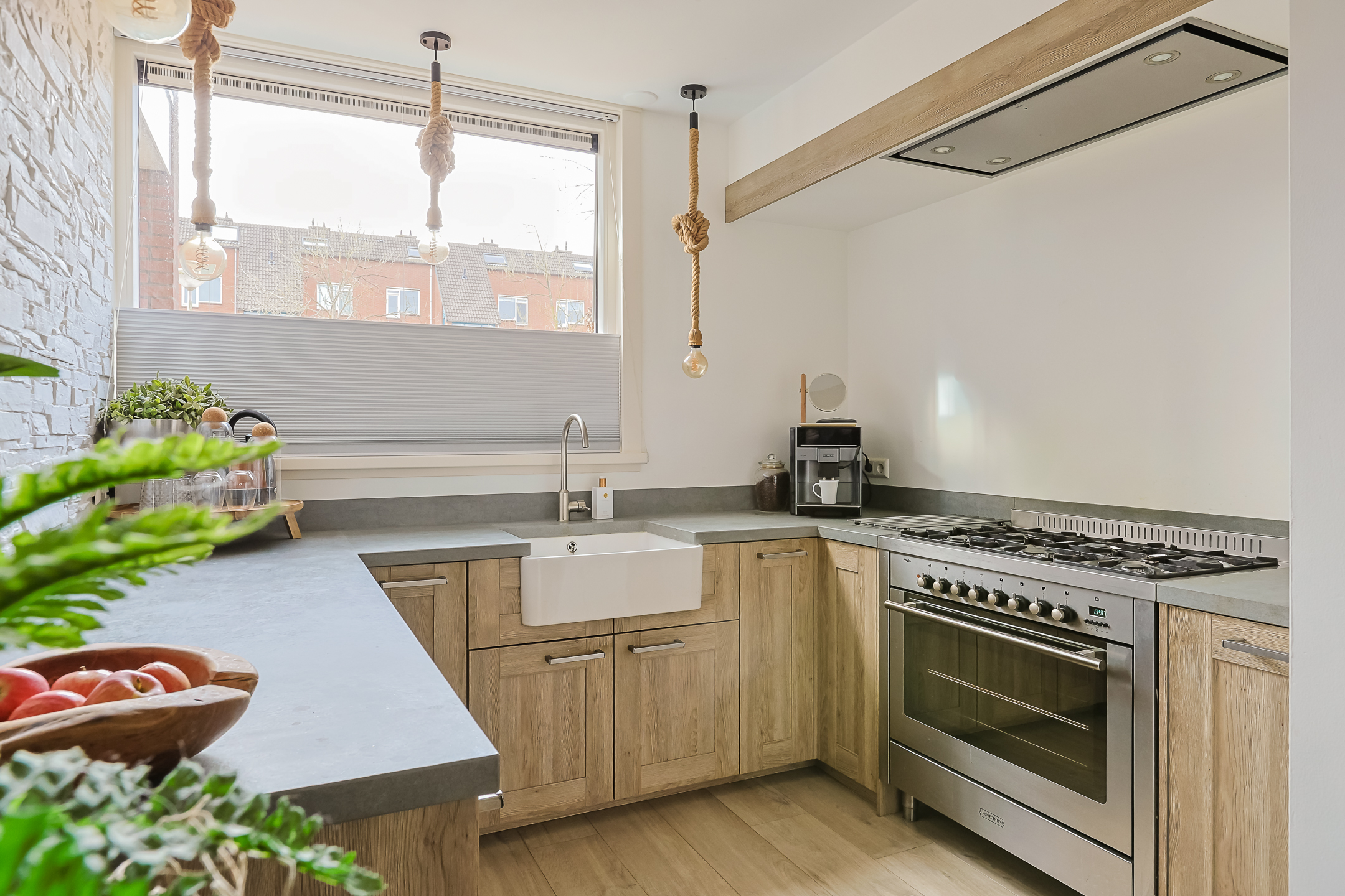 Eengezinswoning Tussenwoning Aardster 14, Alphen aan den Rijn