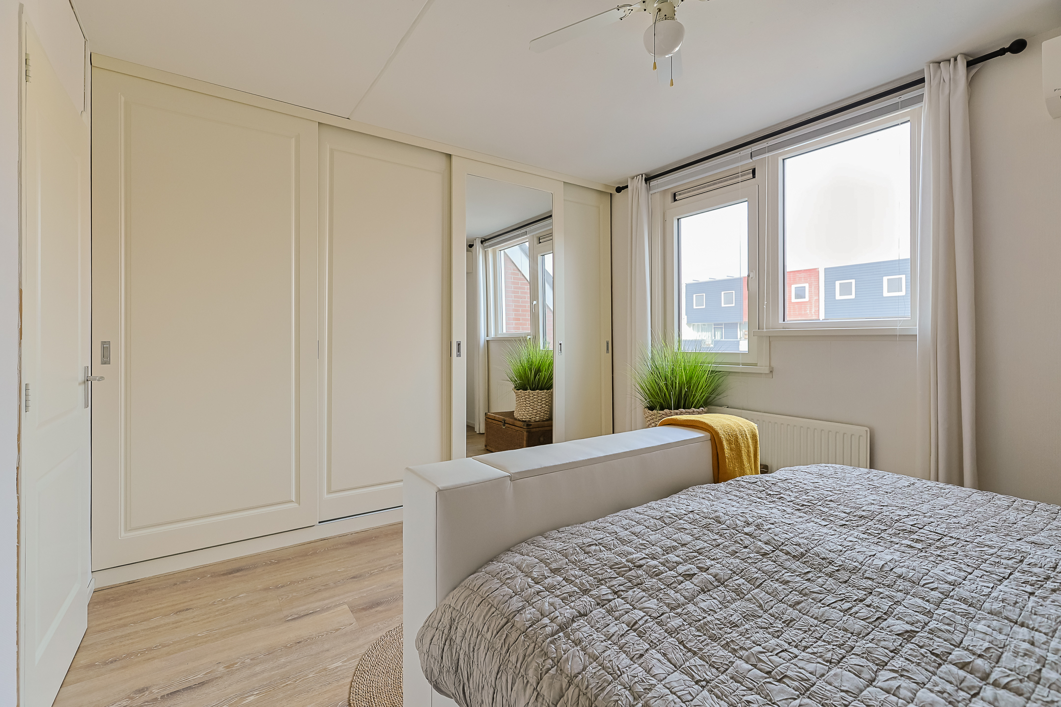 Eengezinswoning Tussenwoning Aardster 14, Alphen aan den Rijn