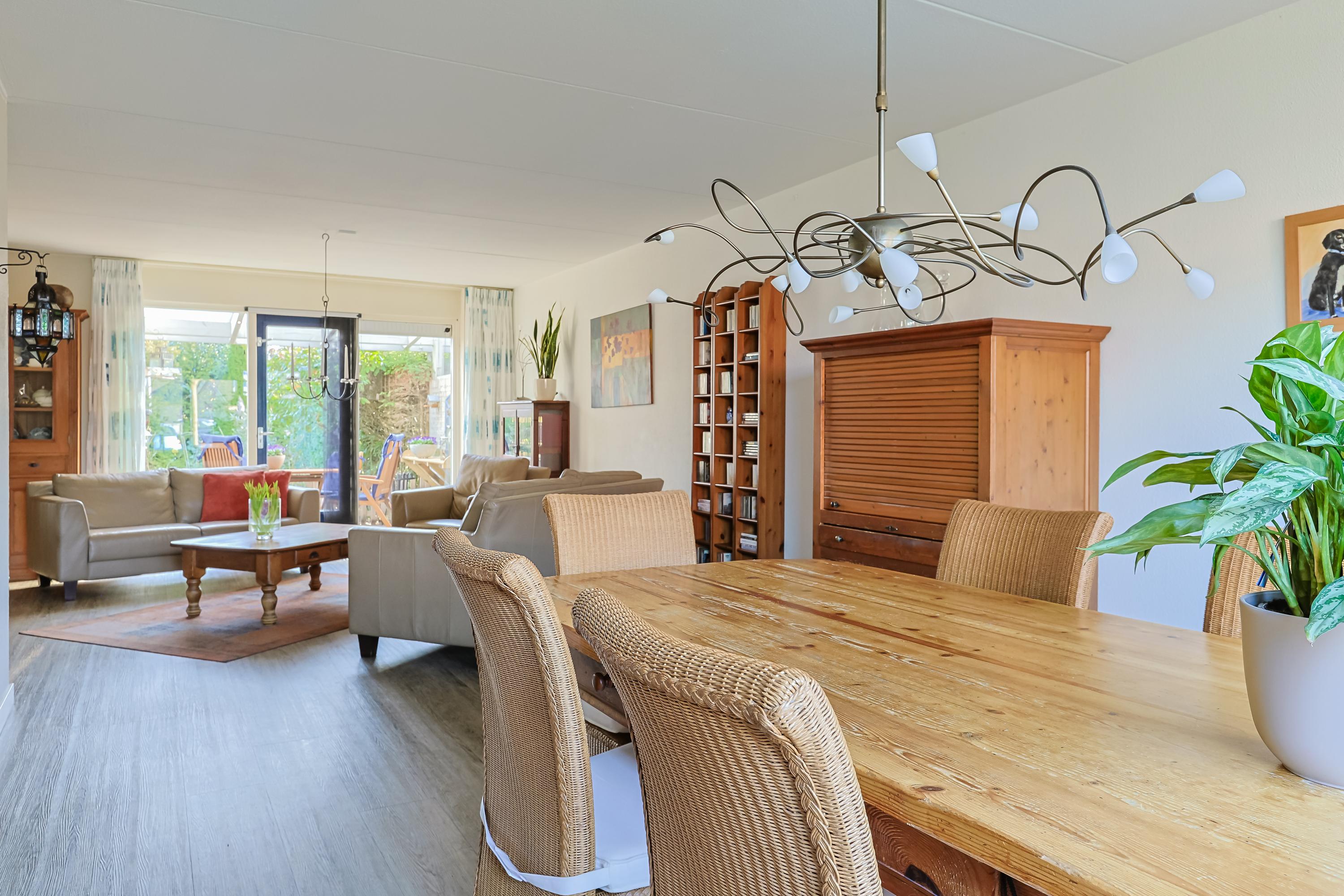 Eengezinswoning Twee onder een kapwoning De Til 60, Koudekerk aan den Rijn