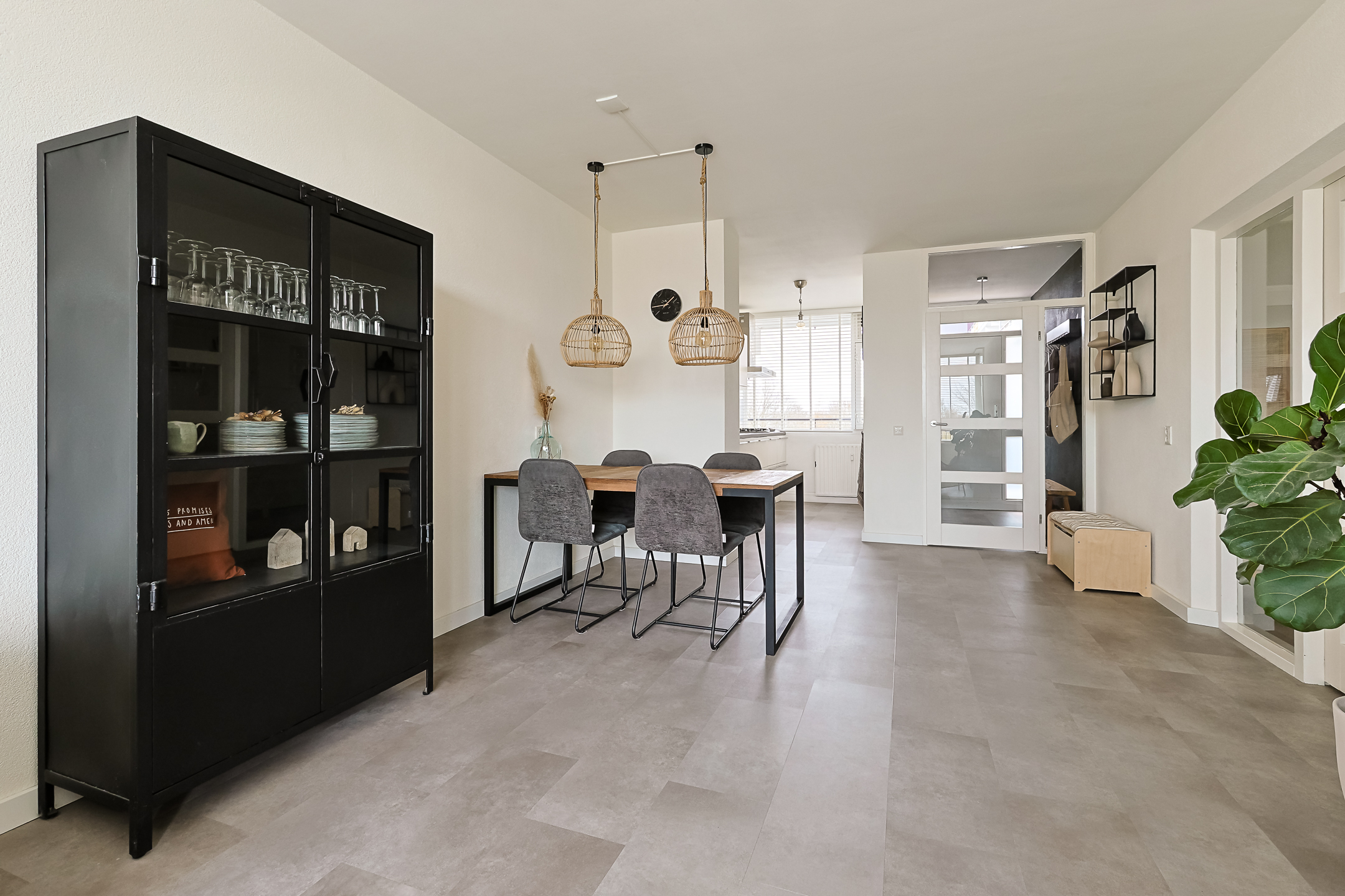 Galerijflat Appartement Stortemelk 28, Alphen aan den Rijn