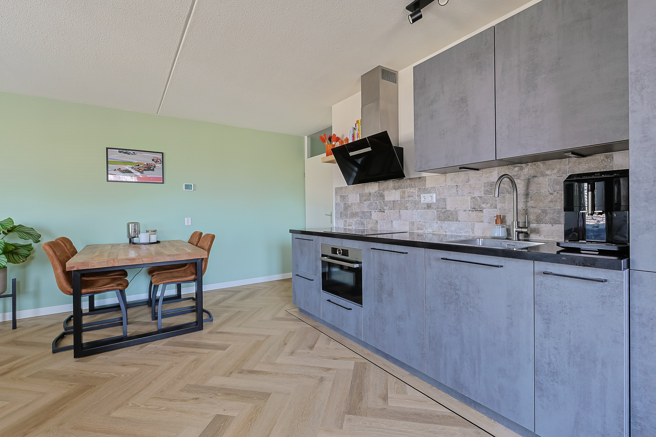 Portiekflat  Schelfhorst 9, Alphen aan den Rijn