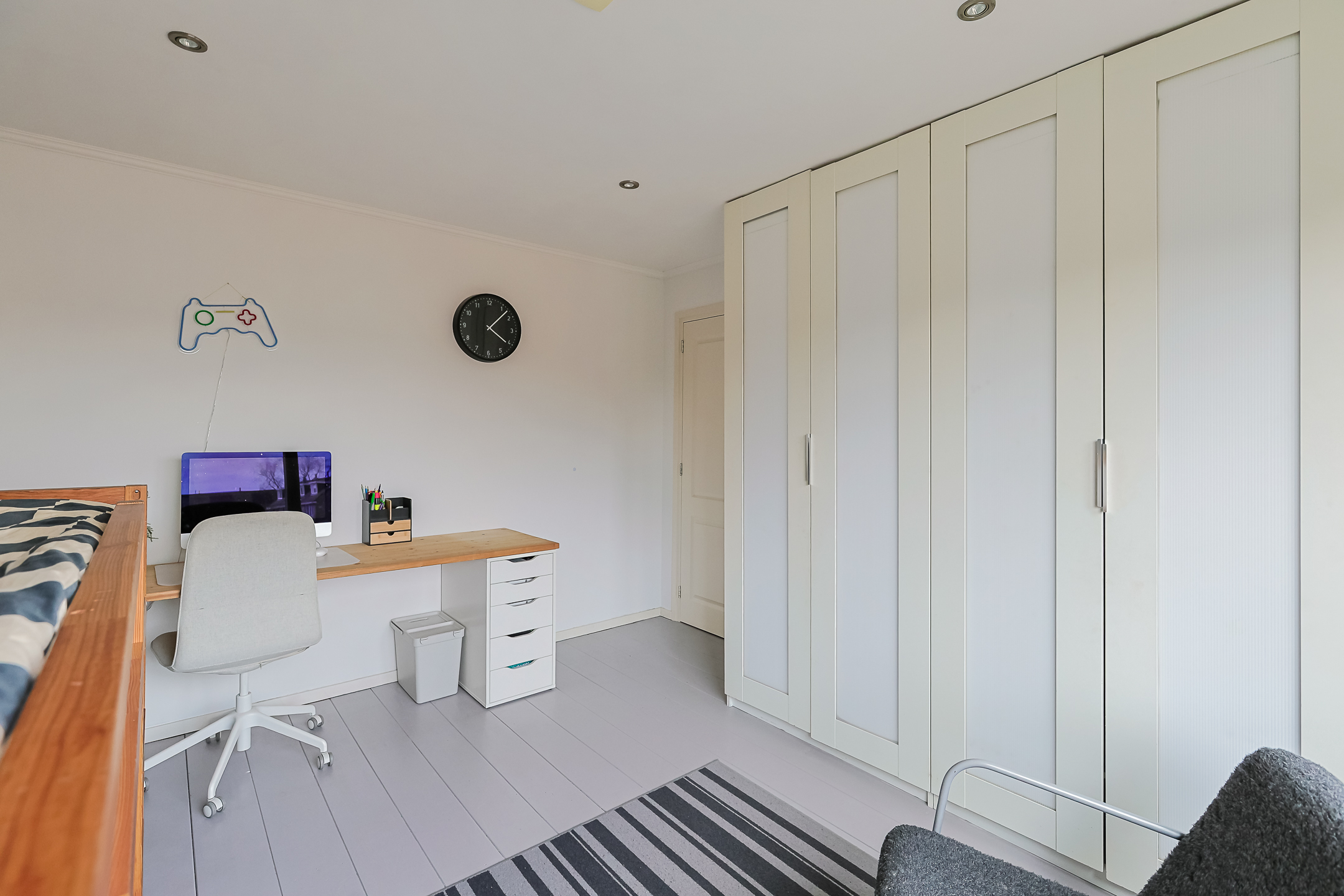 Eengezinswoning Tussenwoning Van Poelgeestlaan 10, Koudekerk aan den Rijn