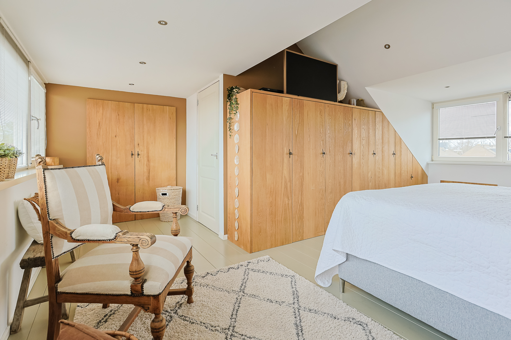 Eengezinswoning Tussenwoning Van Poelgeestlaan 10, Koudekerk aan den Rijn