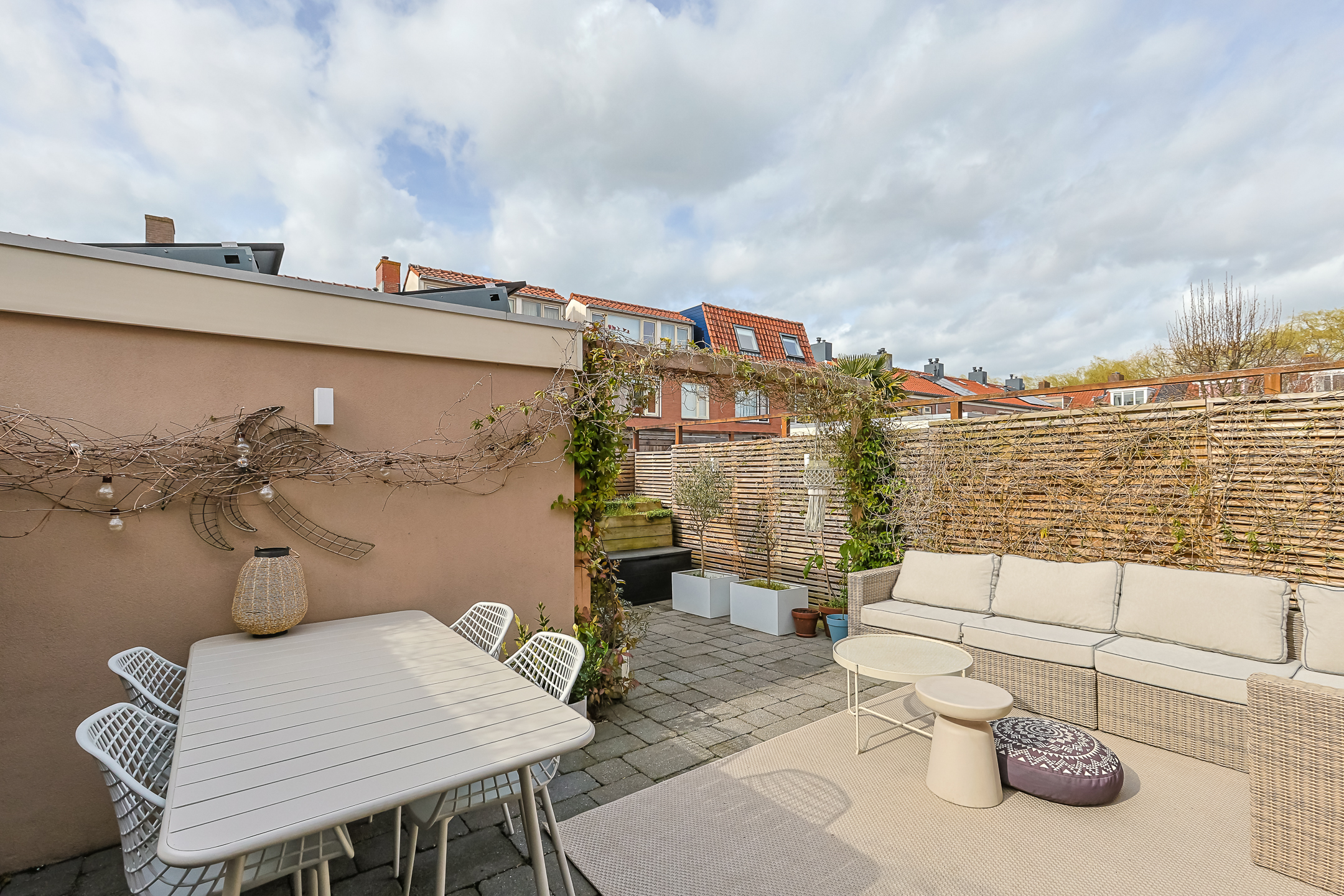 Eengezinswoning Tussenwoning Van Poelgeestlaan 10, Koudekerk aan den Rijn