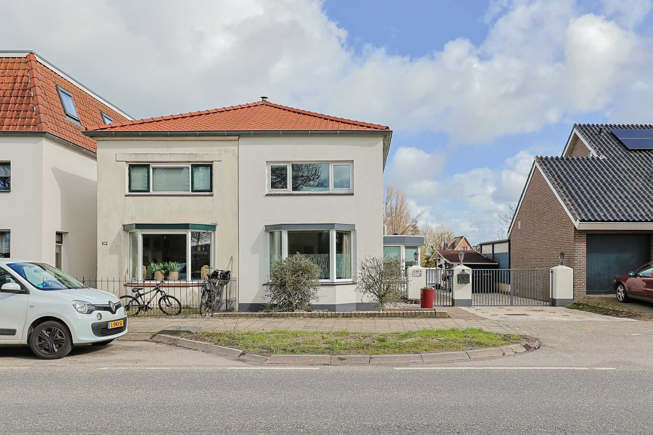 Eengezinswoning Twee onder een kapwoning Steekterweg 130F, Alphen aan den Rijn