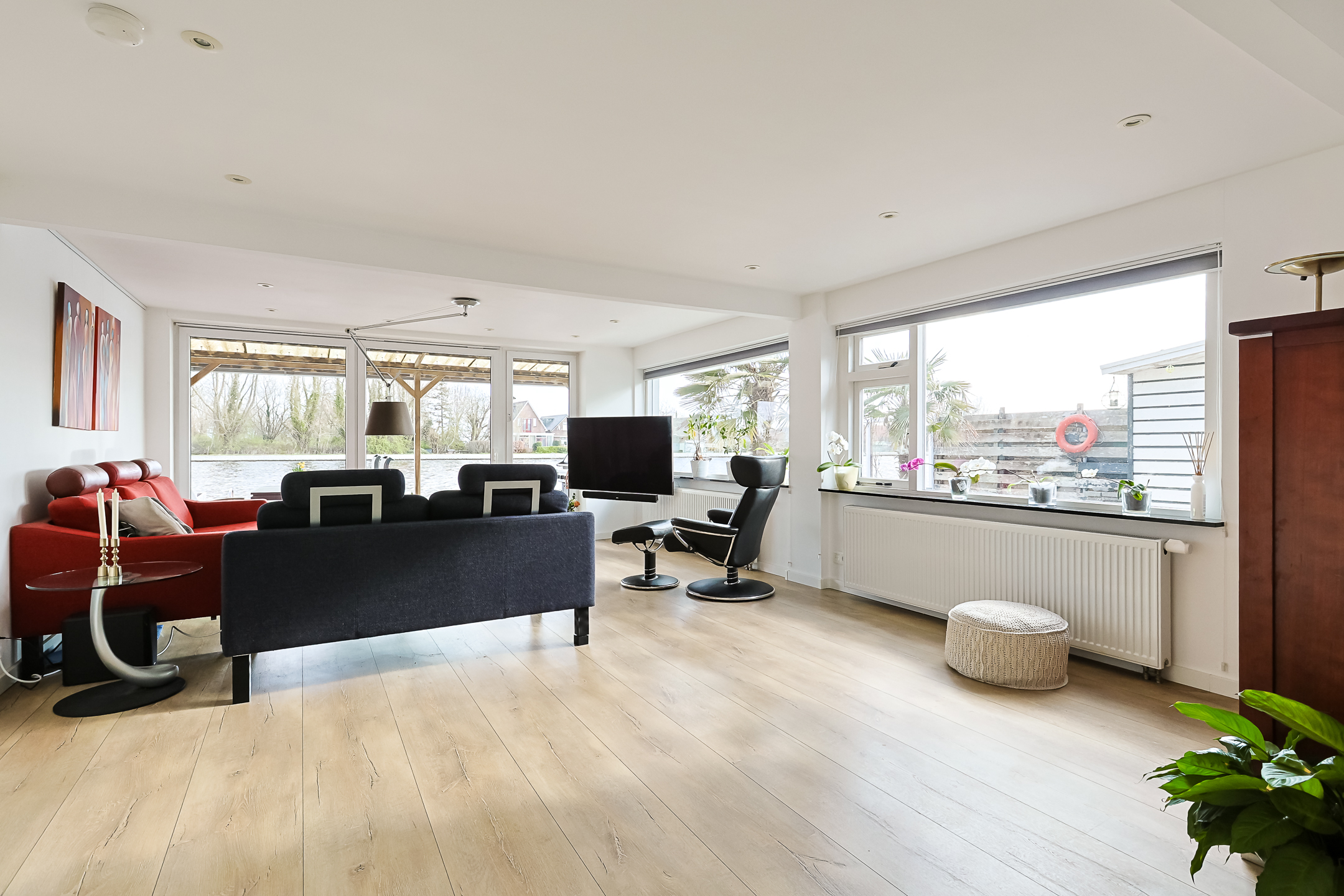 Eengezinswoning Twee onder een kapwoning Steekterweg 130F, Alphen aan den Rijn