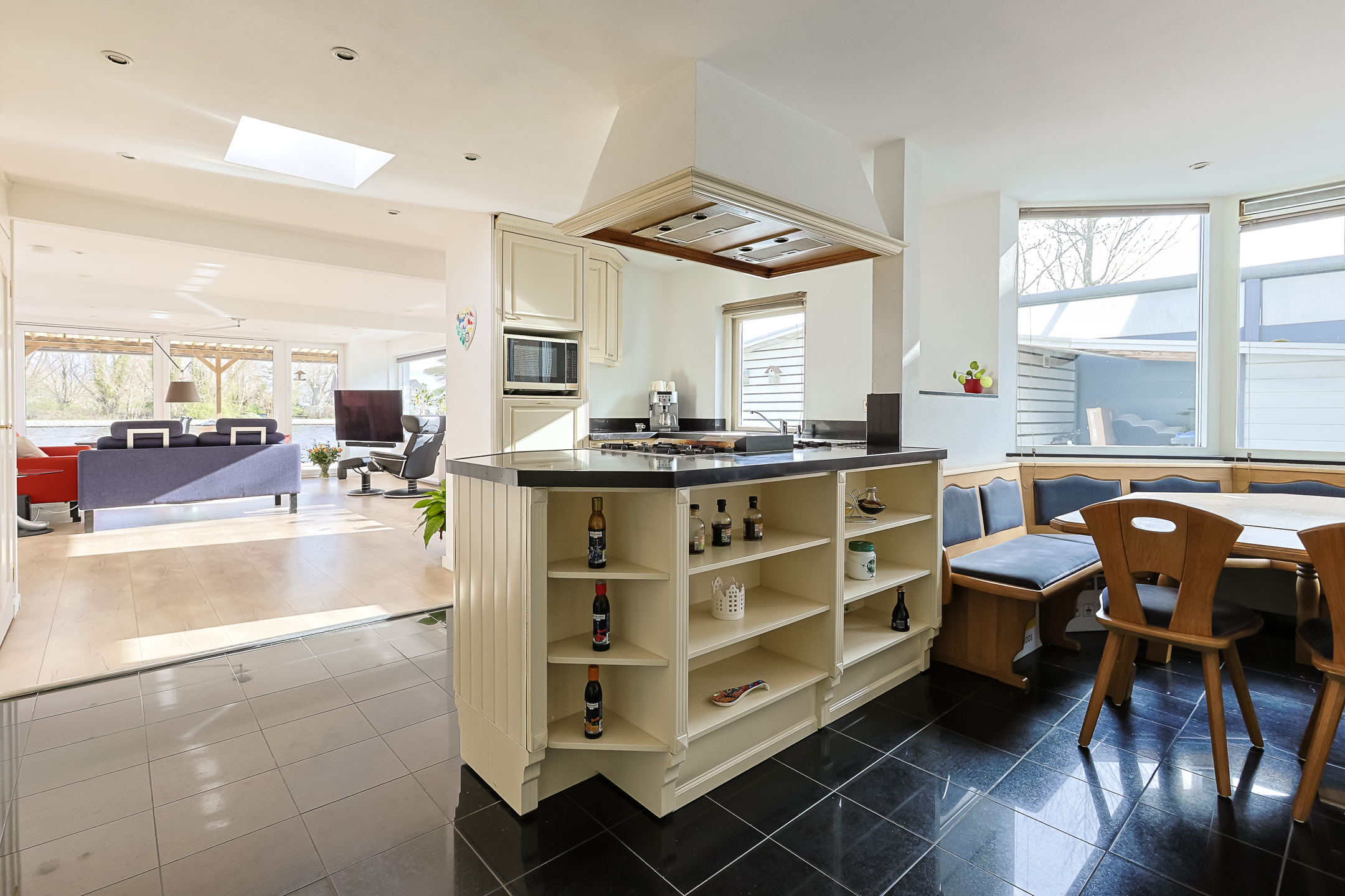 Eengezinswoning Twee onder een kapwoning Steekterweg 130F, Alphen aan den Rijn