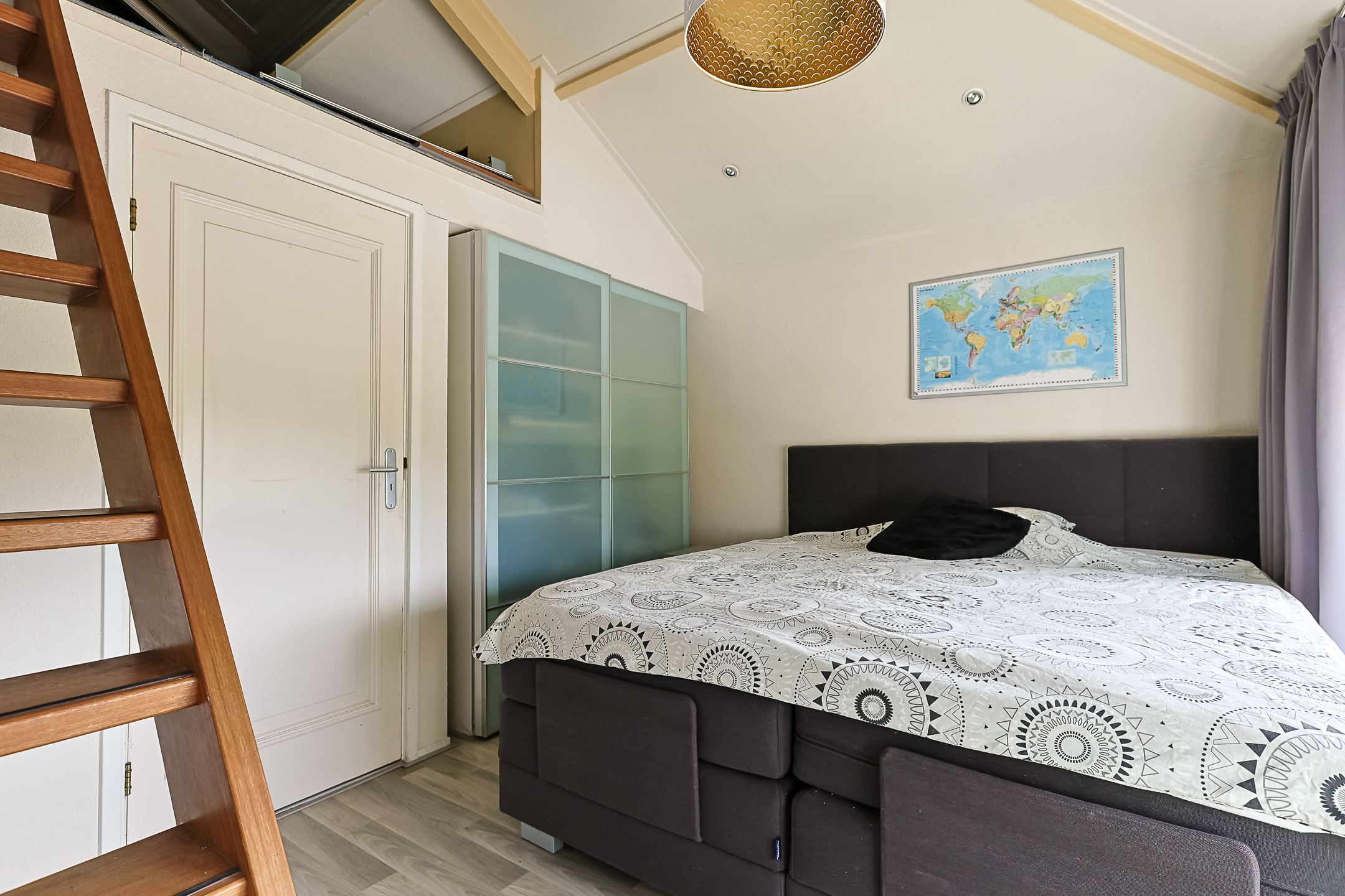 Eengezinswoning Twee onder een kapwoning Steekterweg 130F, Alphen aan den Rijn