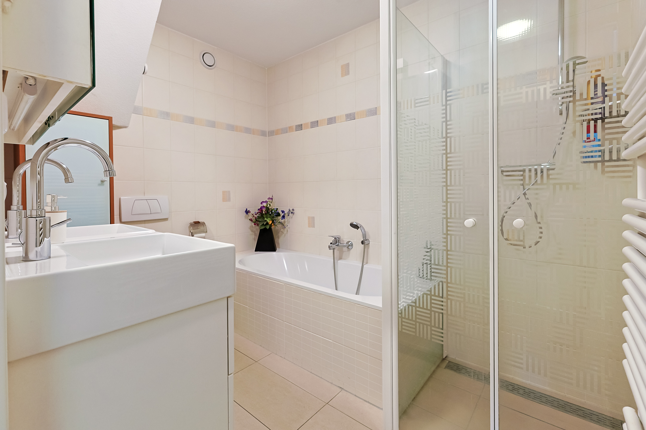 Eengezinswoning Eindwoning Sint Maartenstraat 16, Alphen aan den Rijn