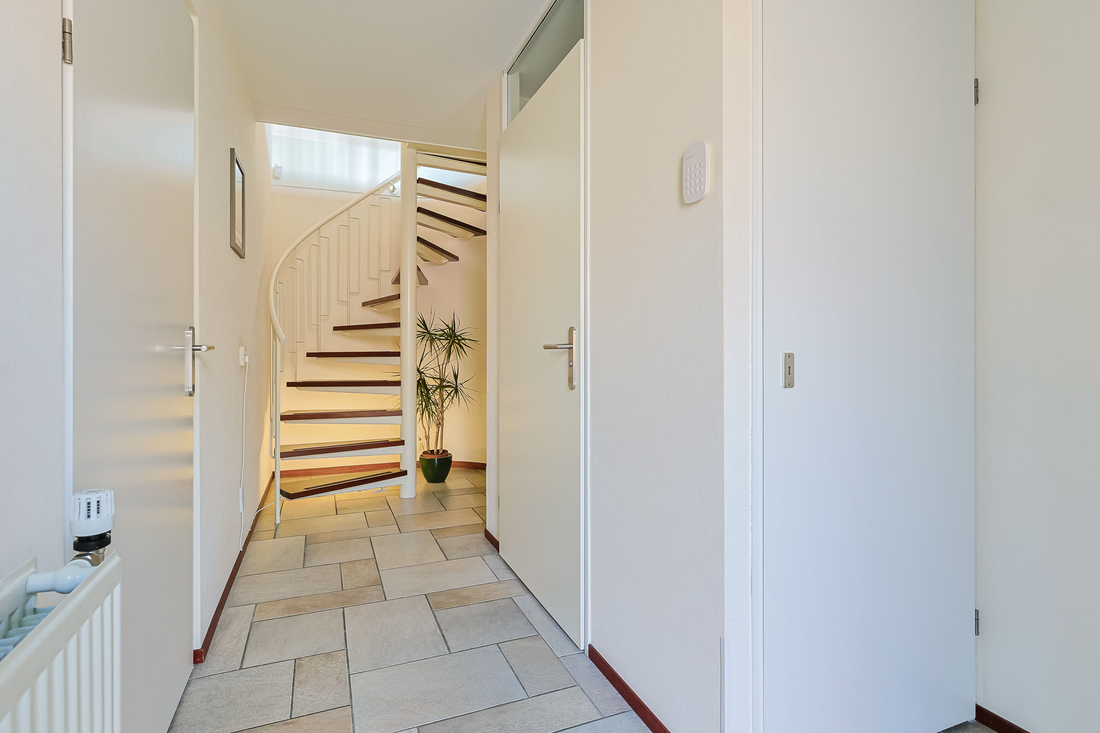 Eengezinswoning Tussenwoning Varossieaupalet 7, Alphen aan den Rijn