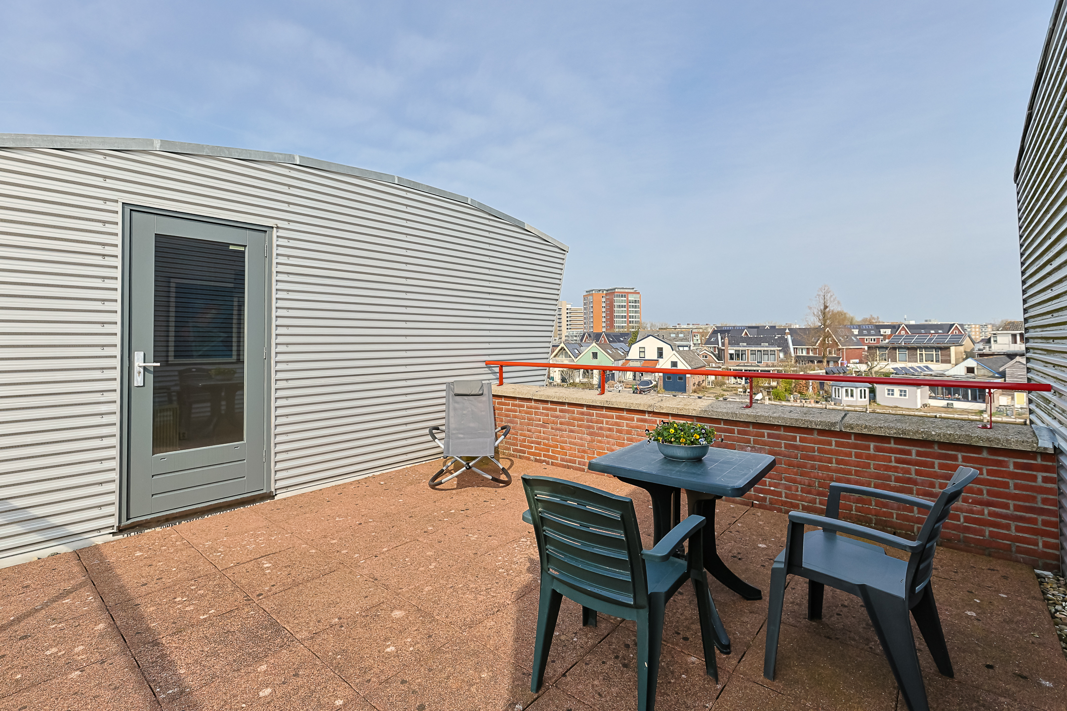 Eengezinswoning Tussenwoning Varossieaupalet 7, Alphen aan den Rijn