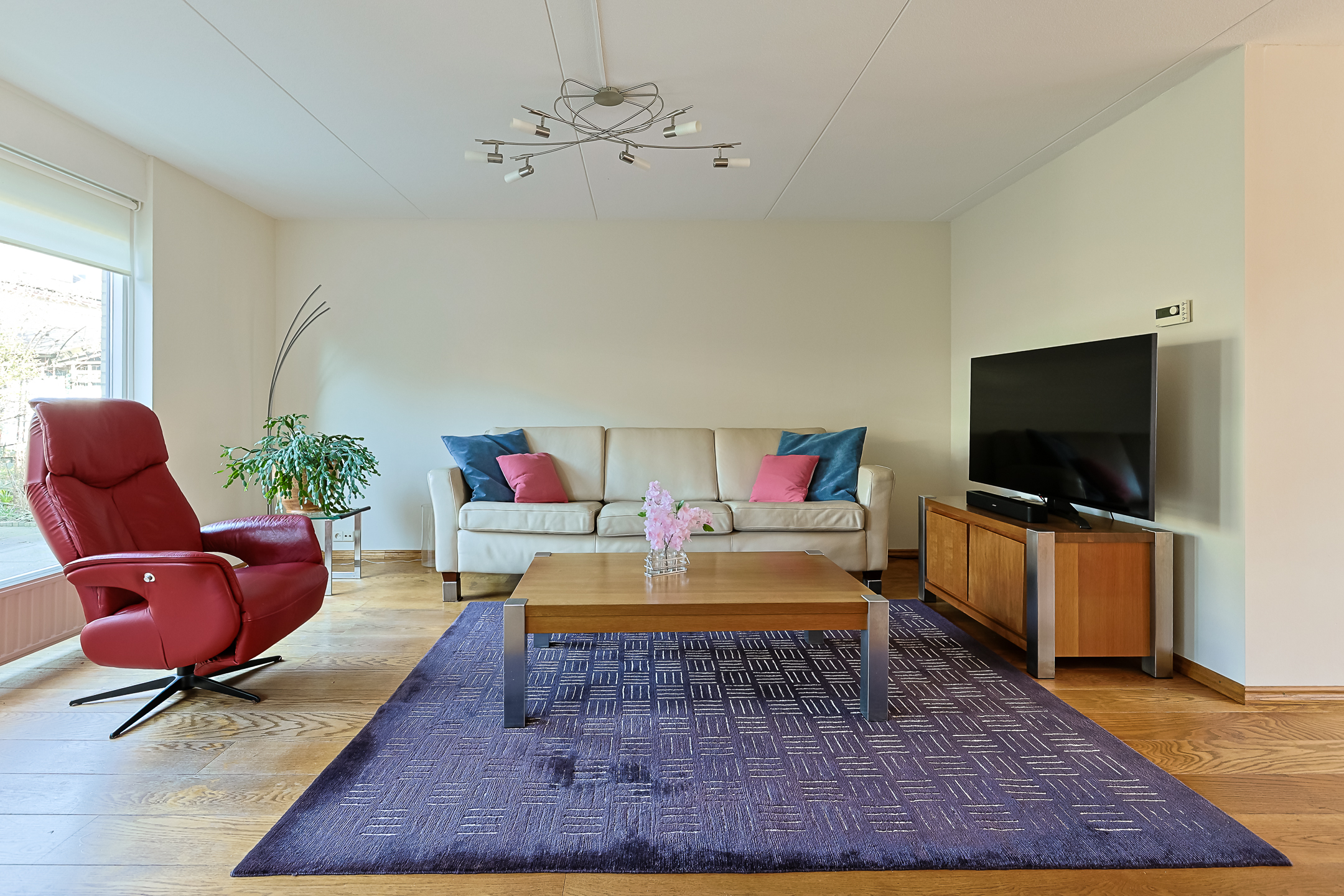 Eengezinswoning Geschakelde woning Nepalstraat 43, Alphen aan den Rijn