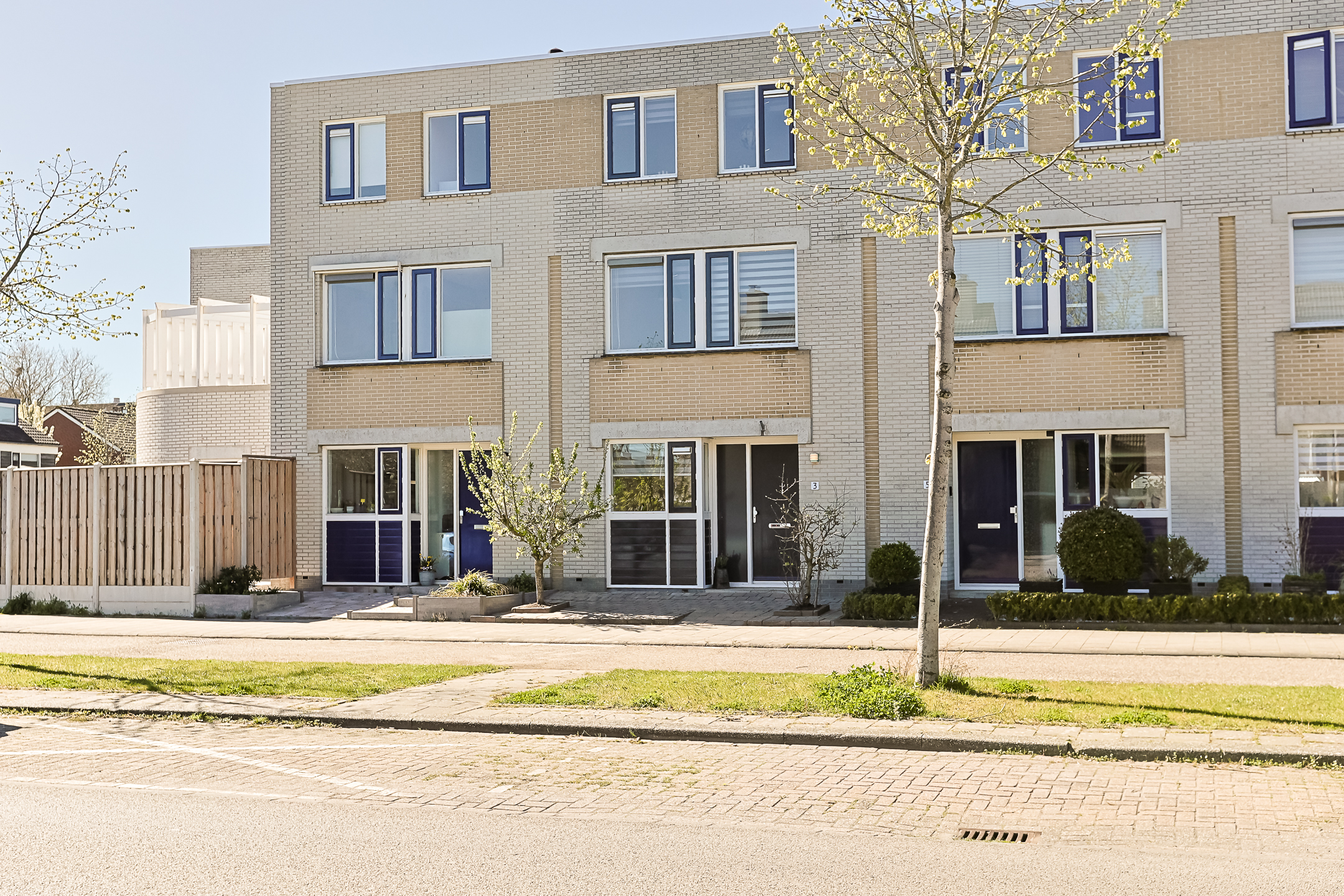 Eengezinswoning Tussenwoning Oude Herenweg 3, Alphen aan den Rijn