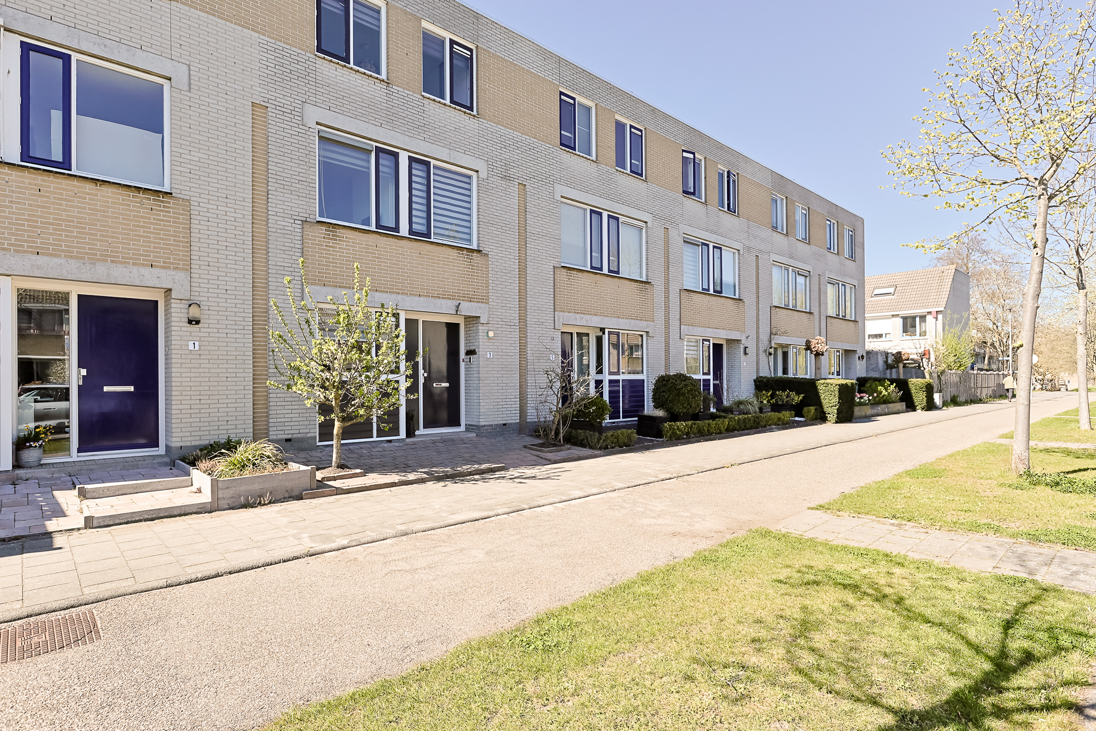 Eengezinswoning Tussenwoning Oude Herenweg 3, Alphen aan den Rijn