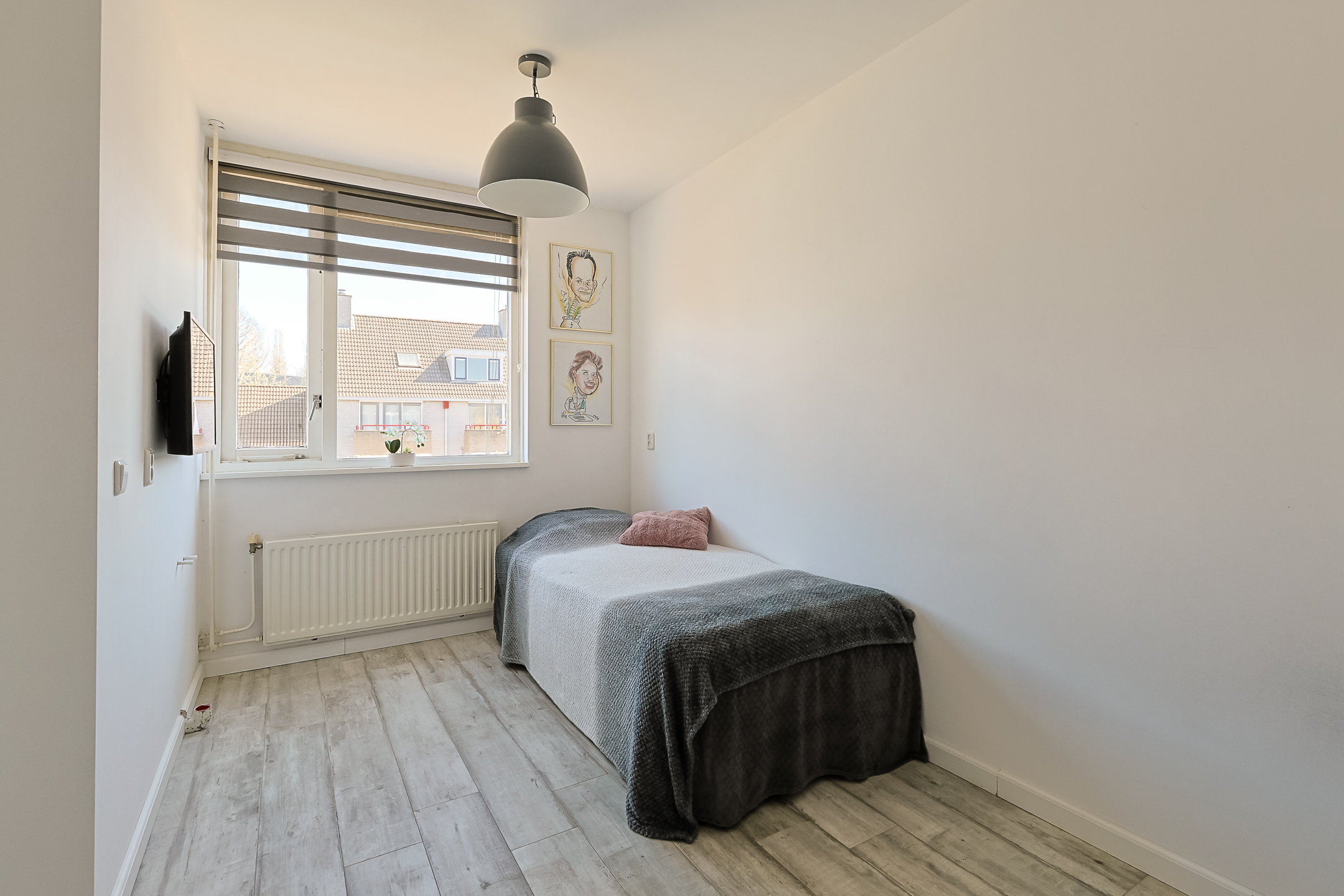 Eengezinswoning Tussenwoning Oude Herenweg 3, Alphen aan den Rijn