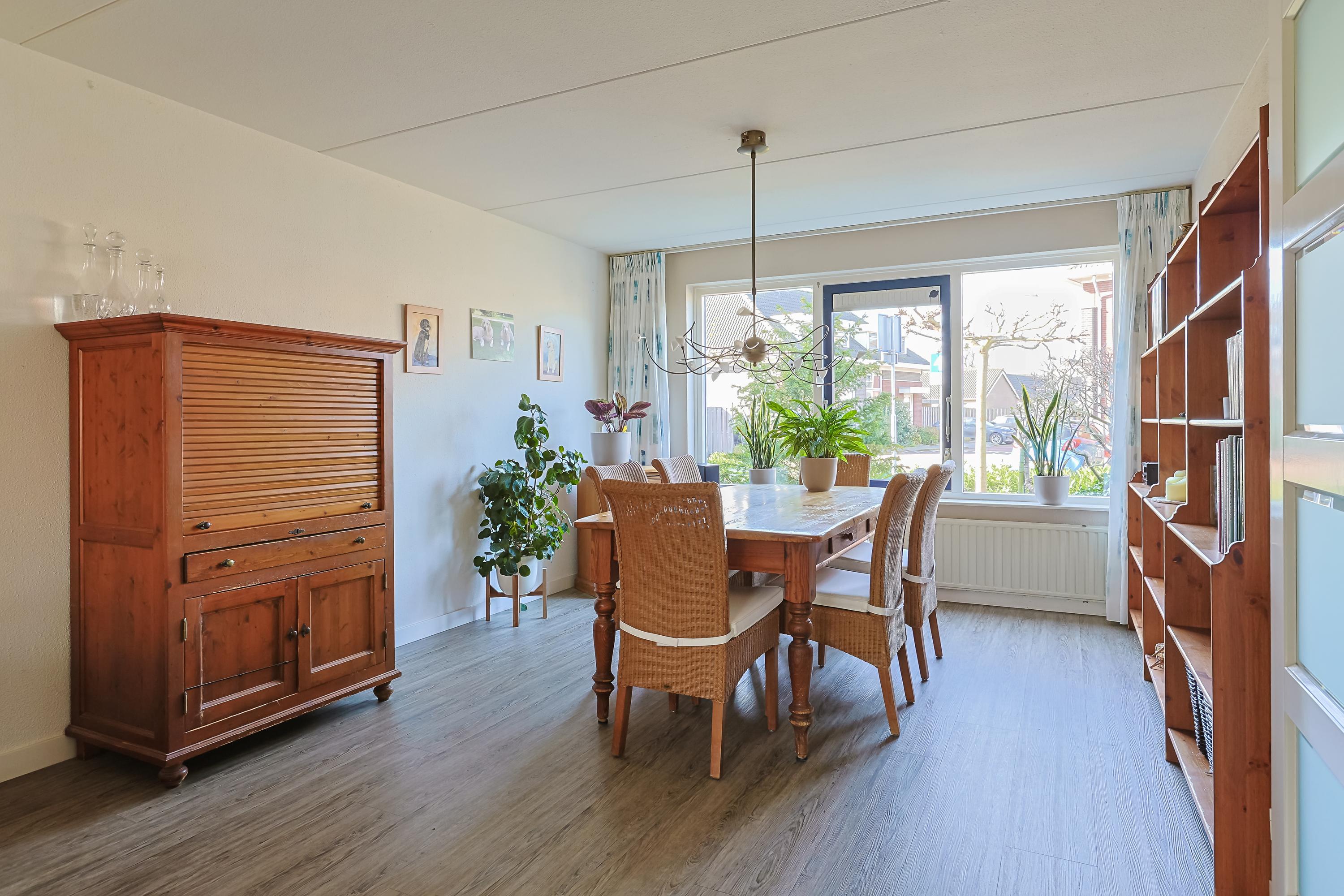 Eengezinswoning Twee onder een kapwoning De Til 60, Koudekerk aan den Rijn