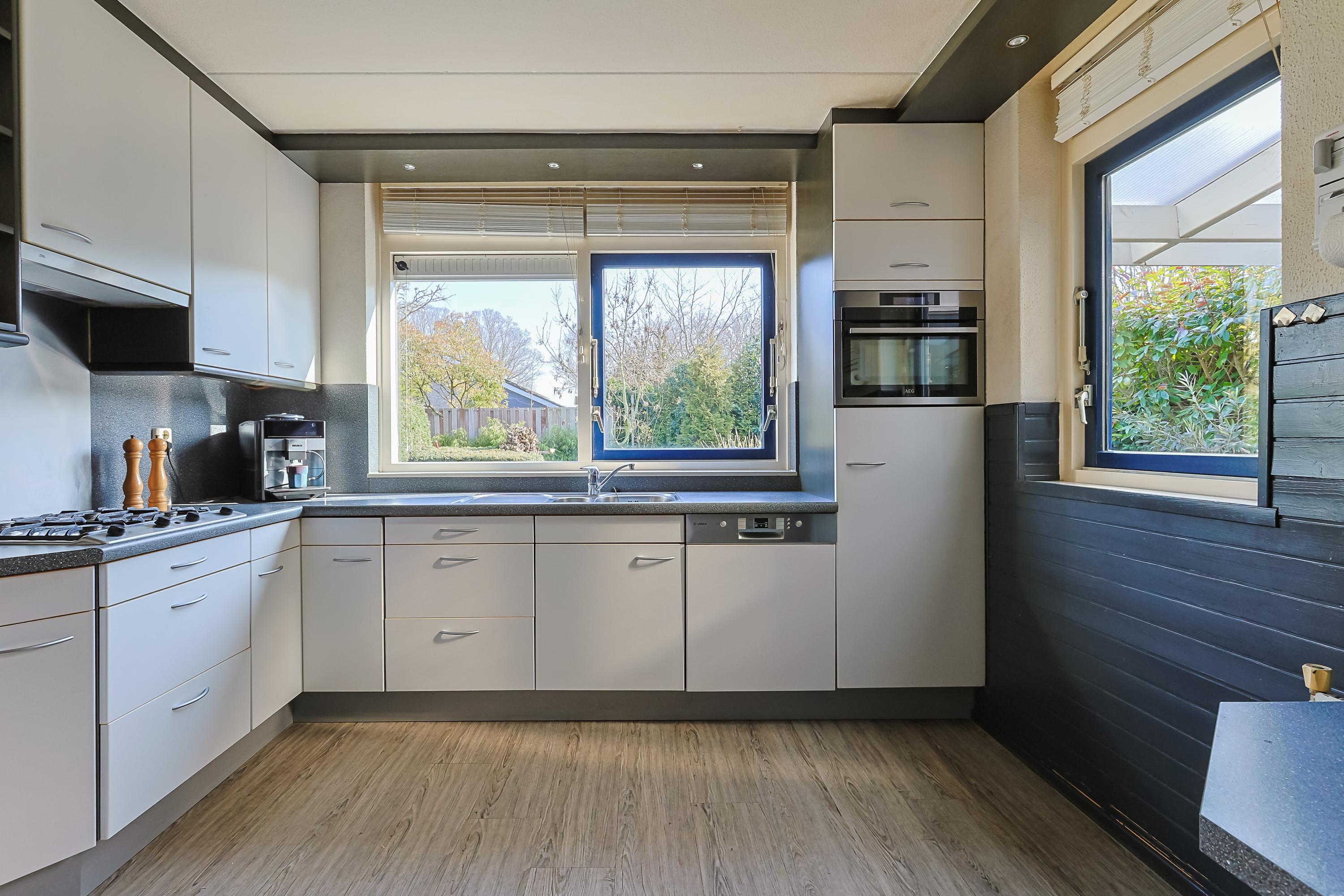 Eengezinswoning Twee onder een kapwoning De Til 60, Koudekerk aan den Rijn