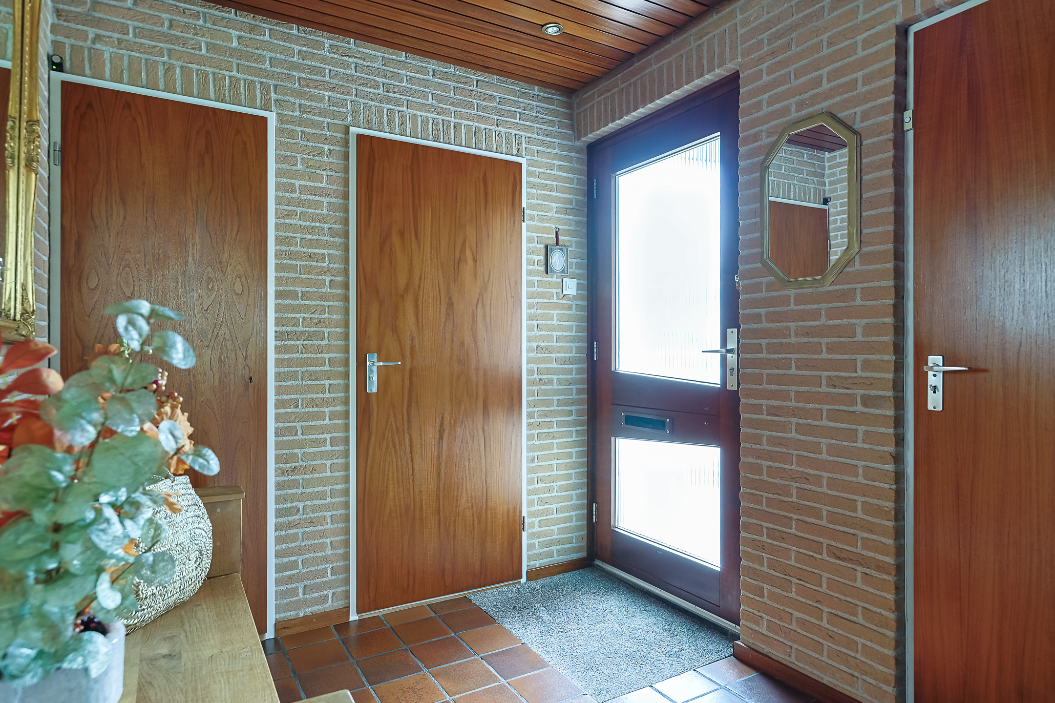 Eengezinswoning Geschakelde twee onder een kapwoning Amalia Van Solmsstraat 7, Alphen aan den Rijn