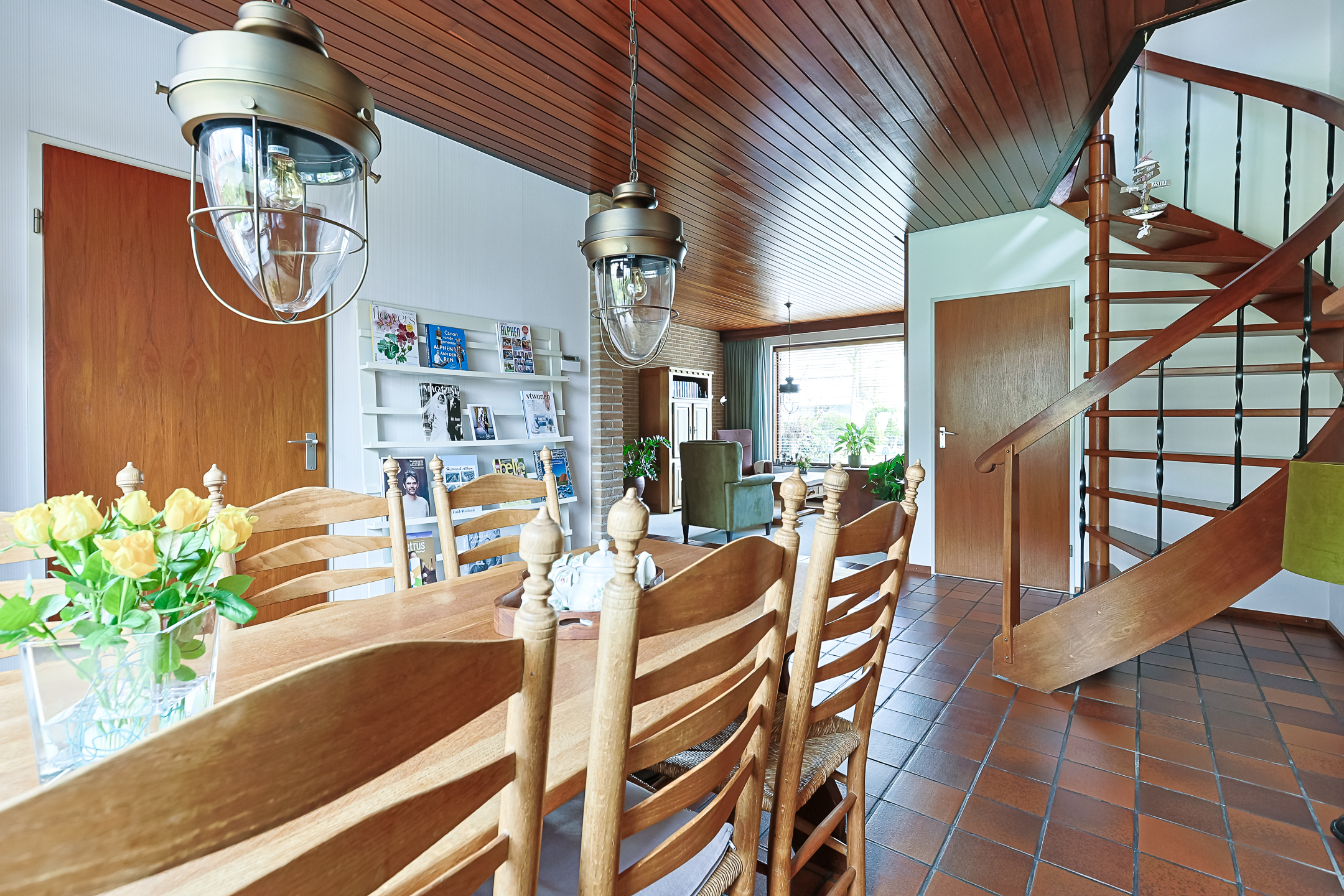 Eengezinswoning Geschakelde twee onder een kapwoning Amalia Van Solmsstraat 7, Alphen aan den Rijn