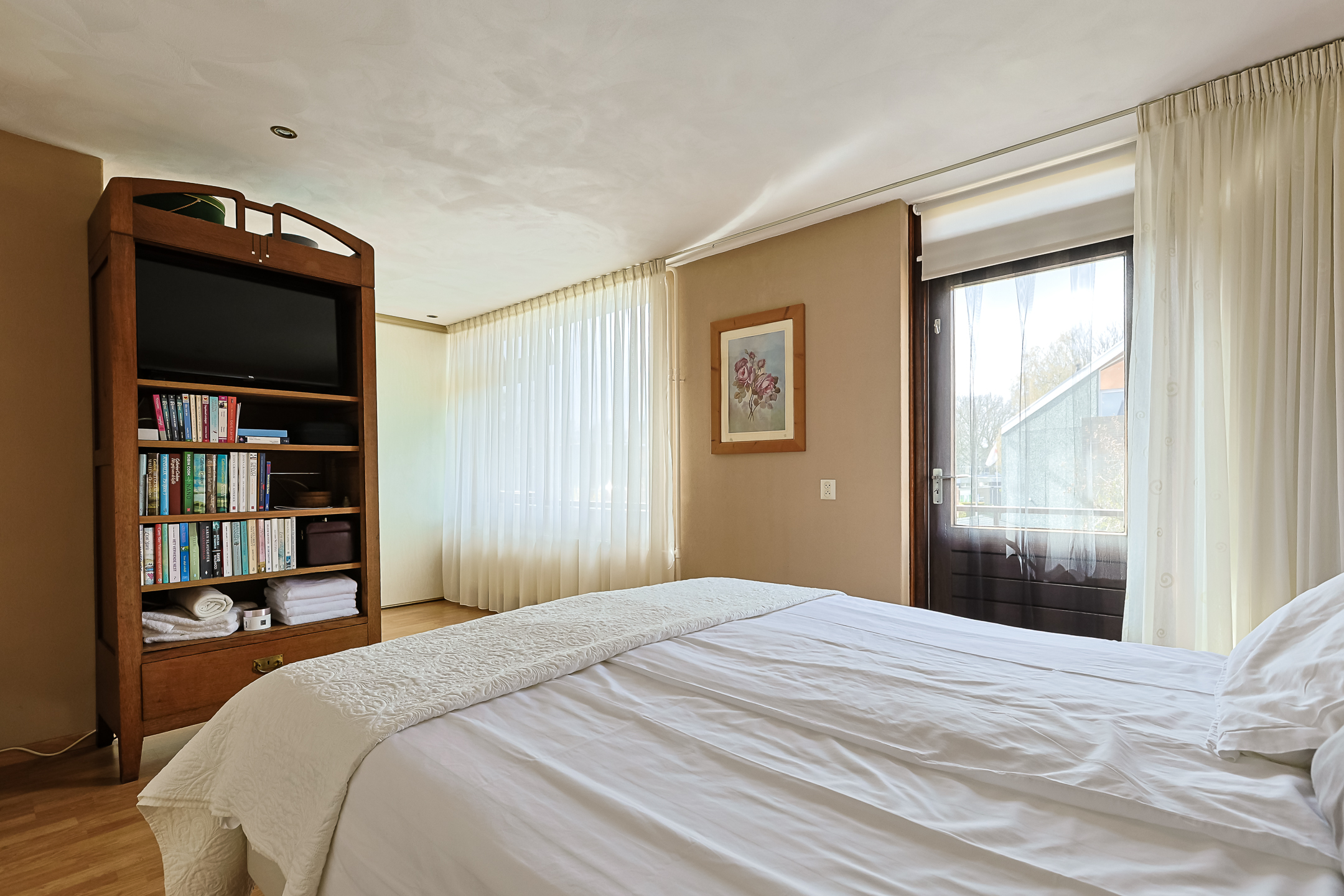 Eengezinswoning Geschakelde twee onder een kapwoning Amalia Van Solmsstraat 7, Alphen aan den Rijn