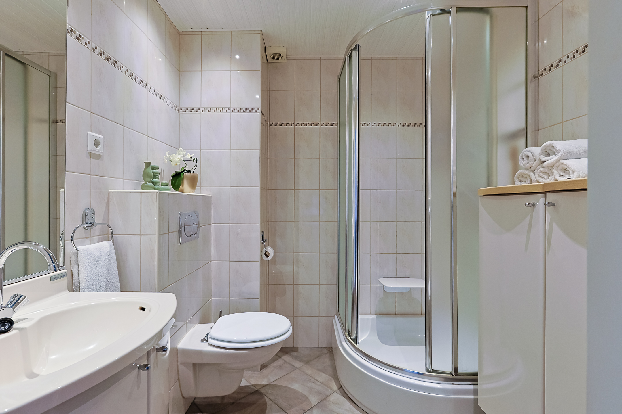 Eengezinswoning Geschakelde twee onder een kapwoning Amalia Van Solmsstraat 7, Alphen aan den Rijn