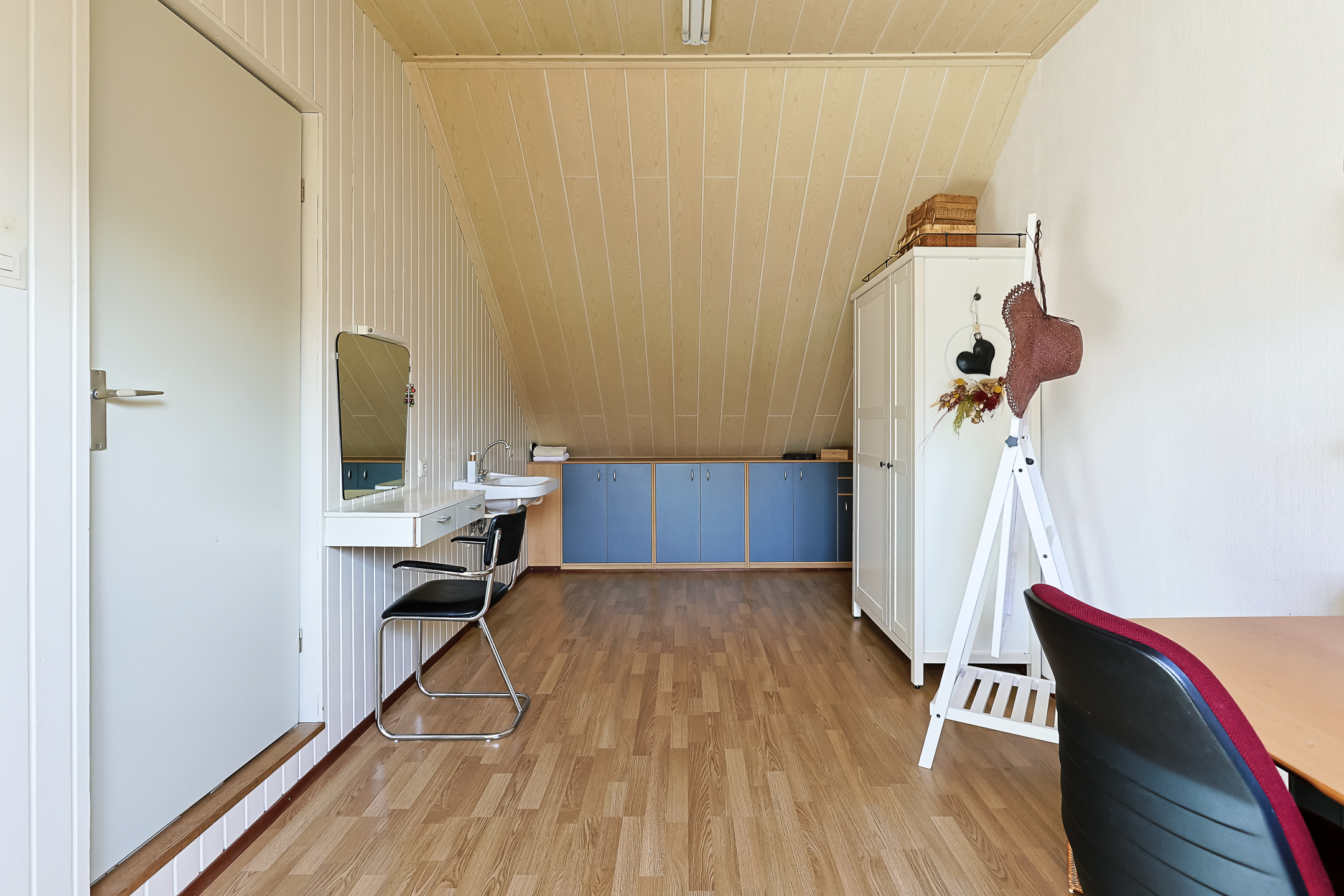 Eengezinswoning Geschakelde twee onder een kapwoning Amalia Van Solmsstraat 7, Alphen aan den Rijn