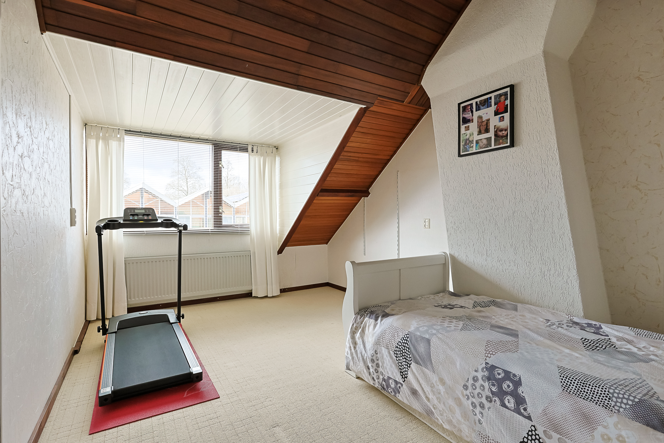 Eengezinswoning Geschakelde twee onder een kapwoning Amalia Van Solmsstraat 7, Alphen aan den Rijn