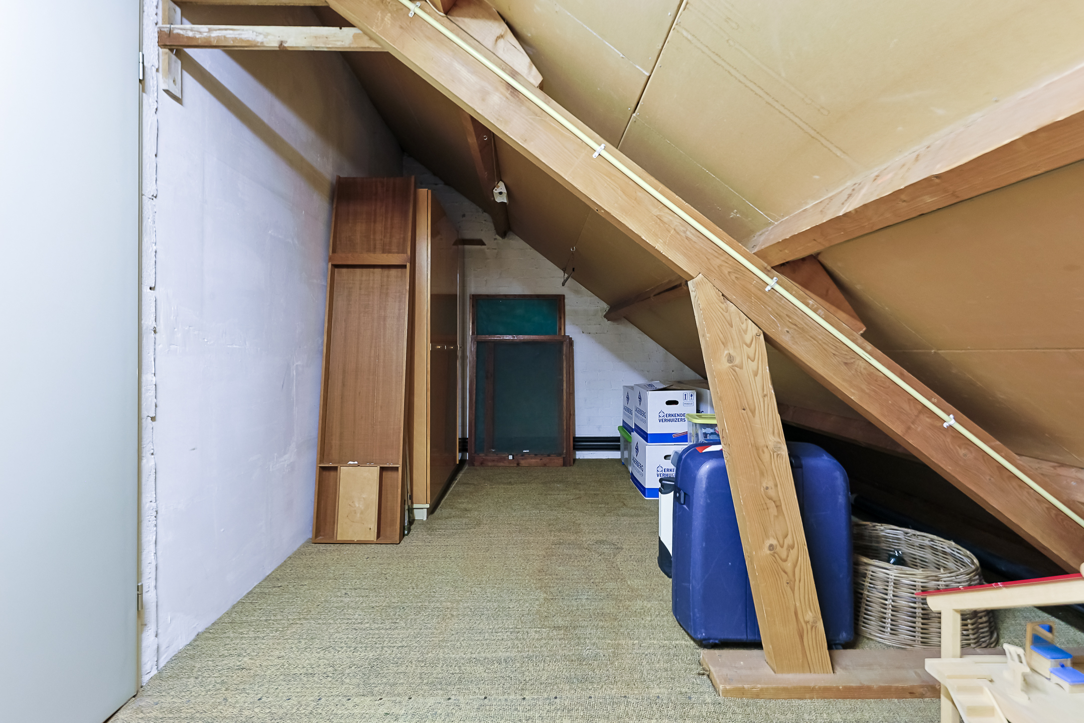 Eengezinswoning Geschakelde twee onder een kapwoning Amalia Van Solmsstraat 7, Alphen aan den Rijn